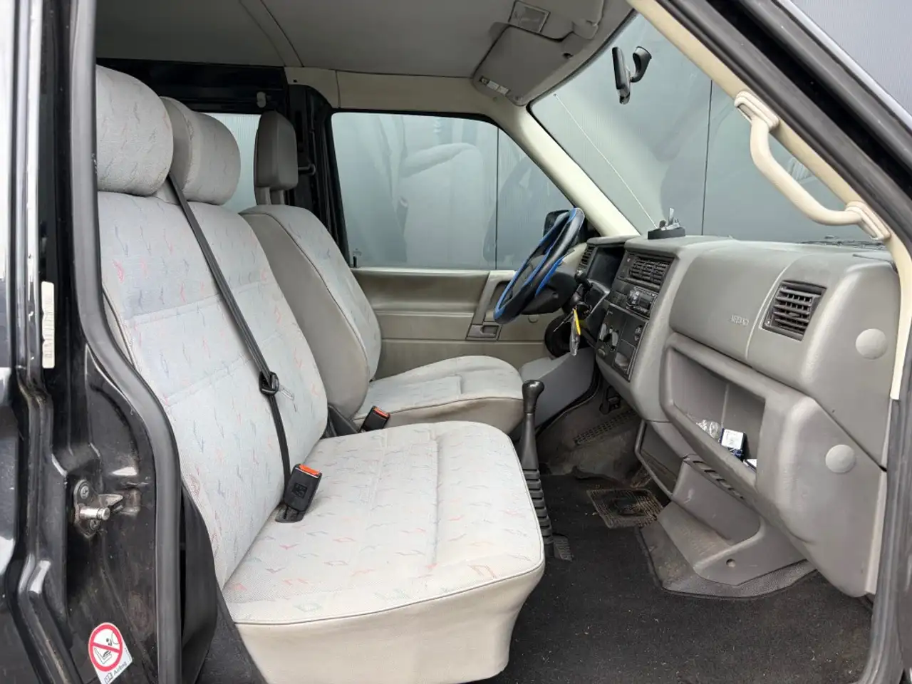 Volkswagen T4 2.5 TDI D.C. L2H1 6-persoons Trekhaak Deurtjes, foto 3