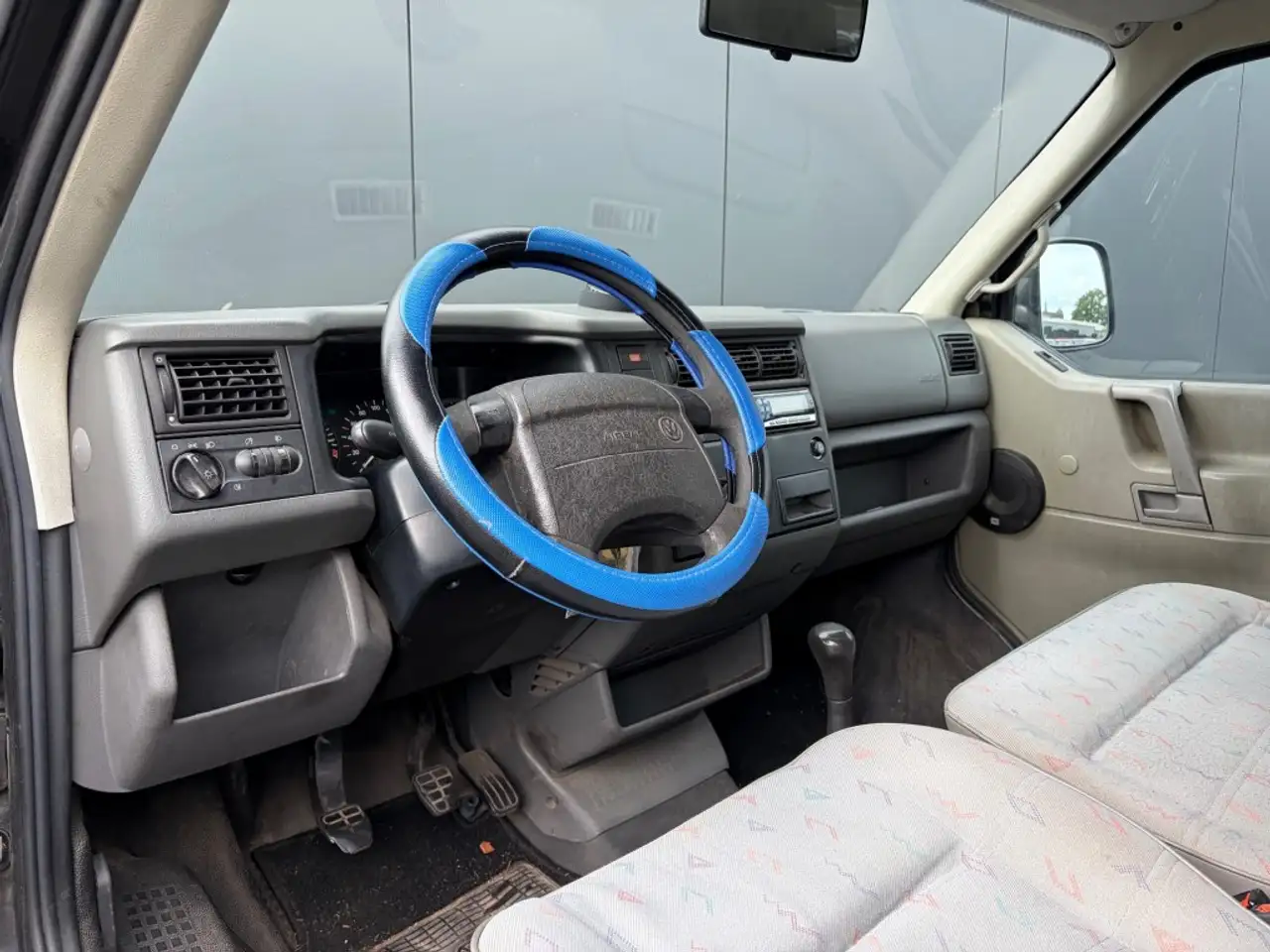 Volkswagen T4 2.5 TDI D.C. L2H1 6-persoons Trekhaak Deurtjes, foto 9