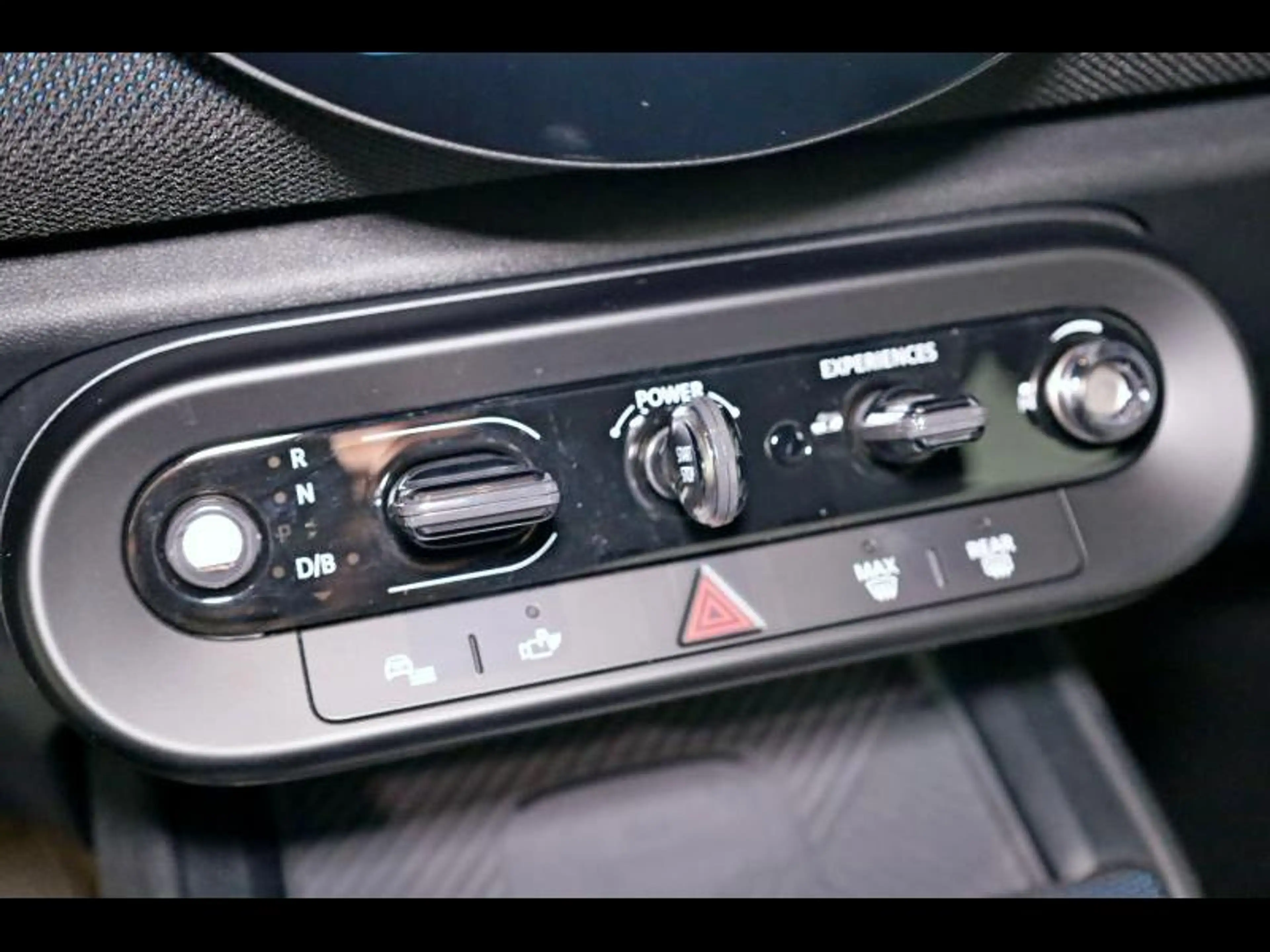 MINI Countryman E — photo 13
