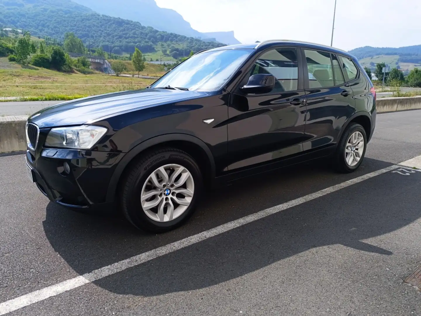 BMW X3 sDrive 18d Schwarz - 1