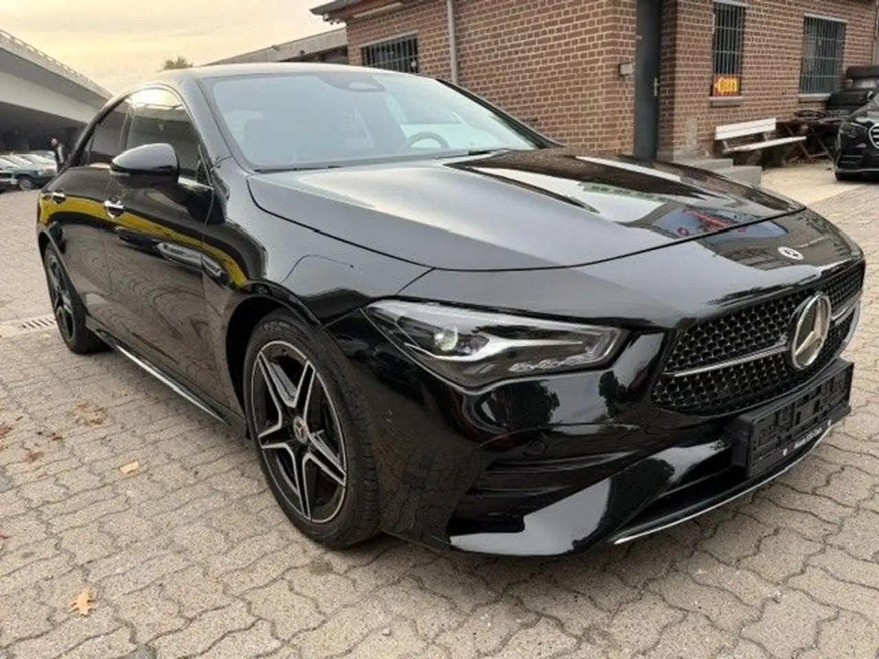 Mercedes-Benz CLA 200