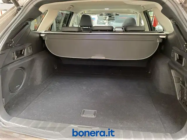 Subaru Outback view 12