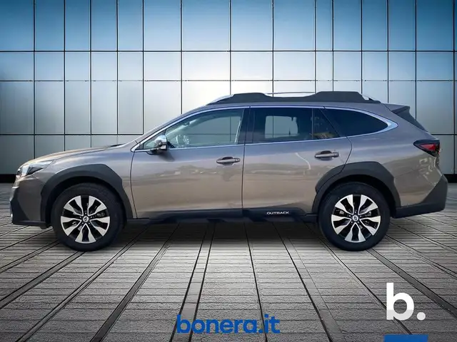 Subaru Outback view 8
