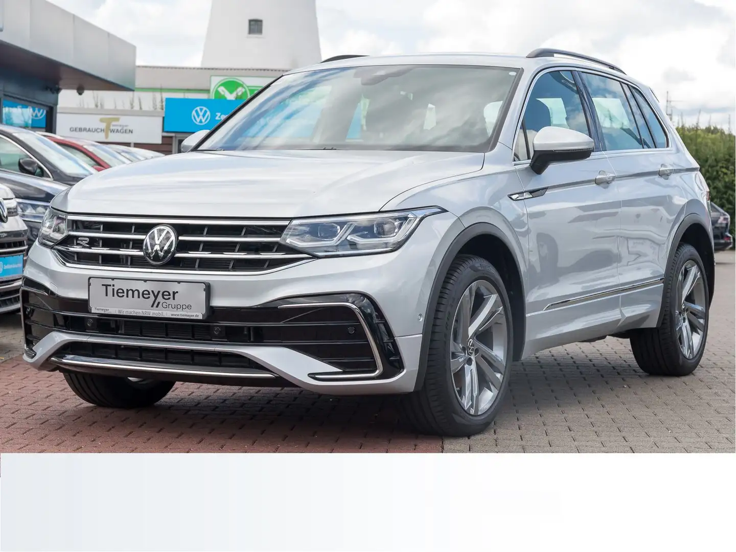 Volkswagen Tiguan 2.0 TSI DSG 4M R-LINE NAVI MATRIX KAMERA Silber - 2