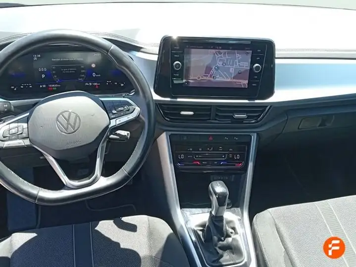 Volkswagen T-Roc Life 1.5 TSI EVO DSG 2023, foto 16
