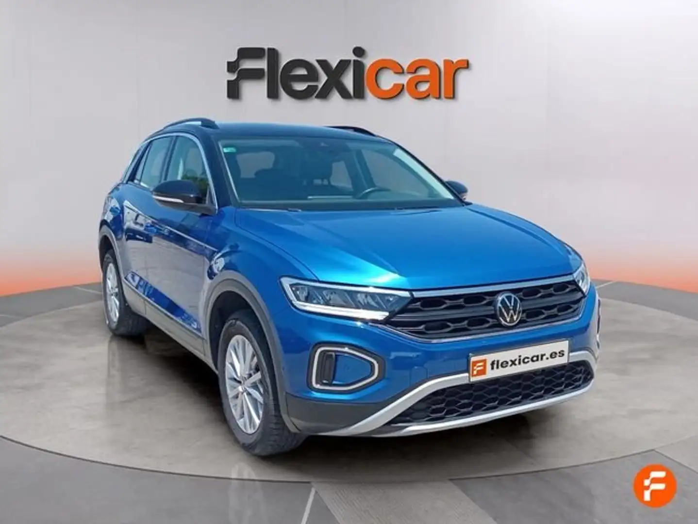 Volkswagen T-Roc 1.5 TSI Life DSG7 110KW Azul - 2