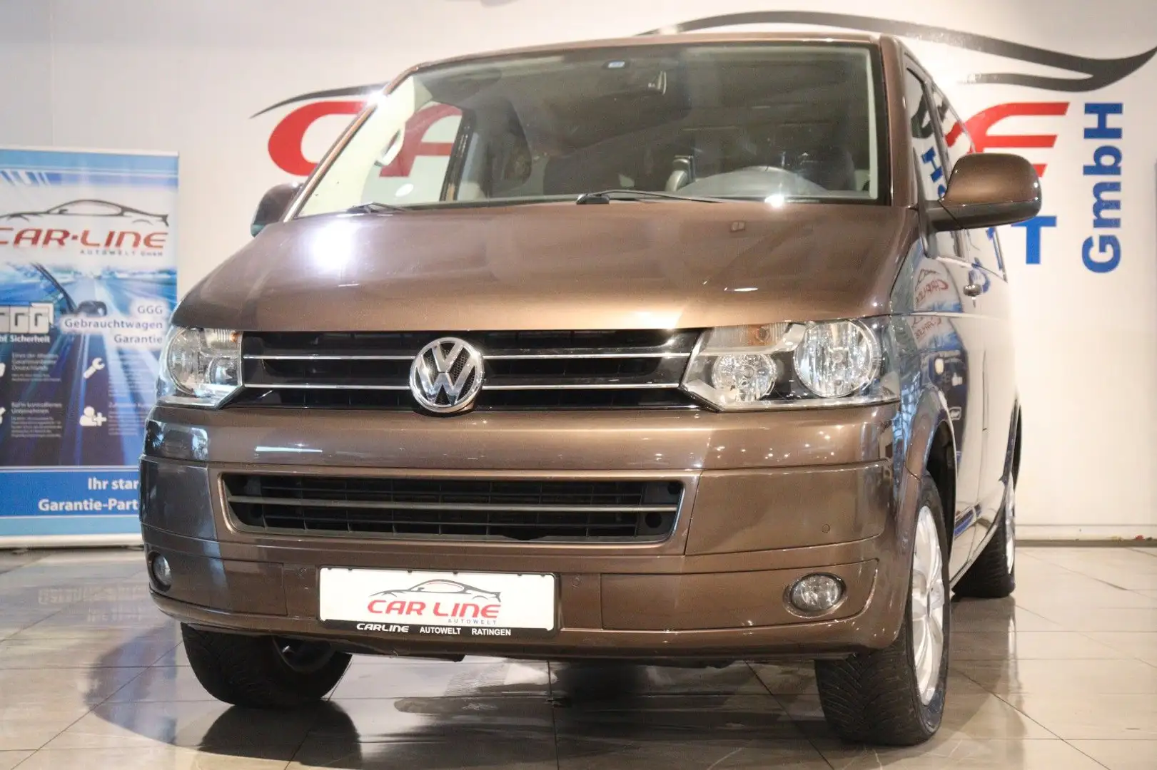 Volkswagen T5 Caravelle Comfortline*8-Sitzer*Automatik*Navi Maro - 1