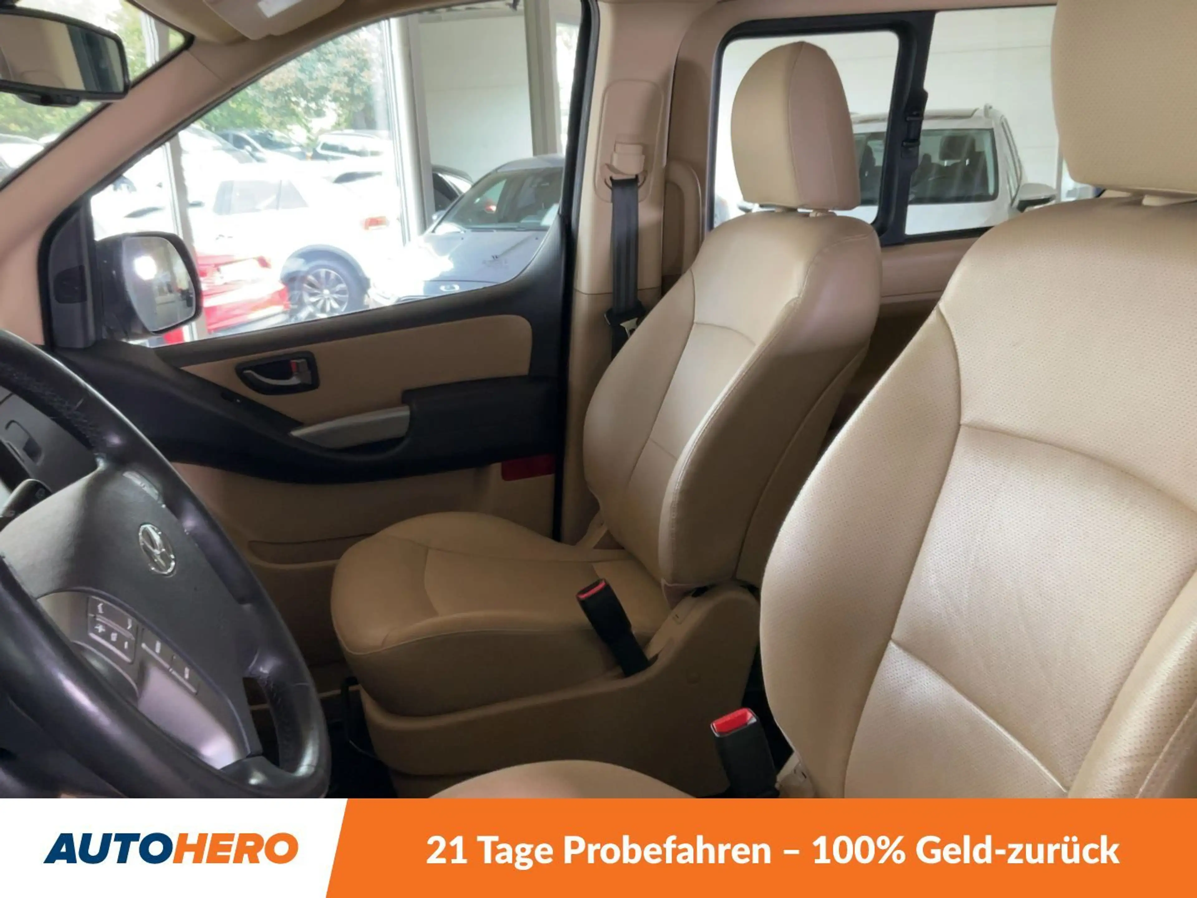 Hyundai H-1 2.5 CRDi Travel Premium Aut*NAVI*TEMPO*CAM*PDC*SHZ — photo 10