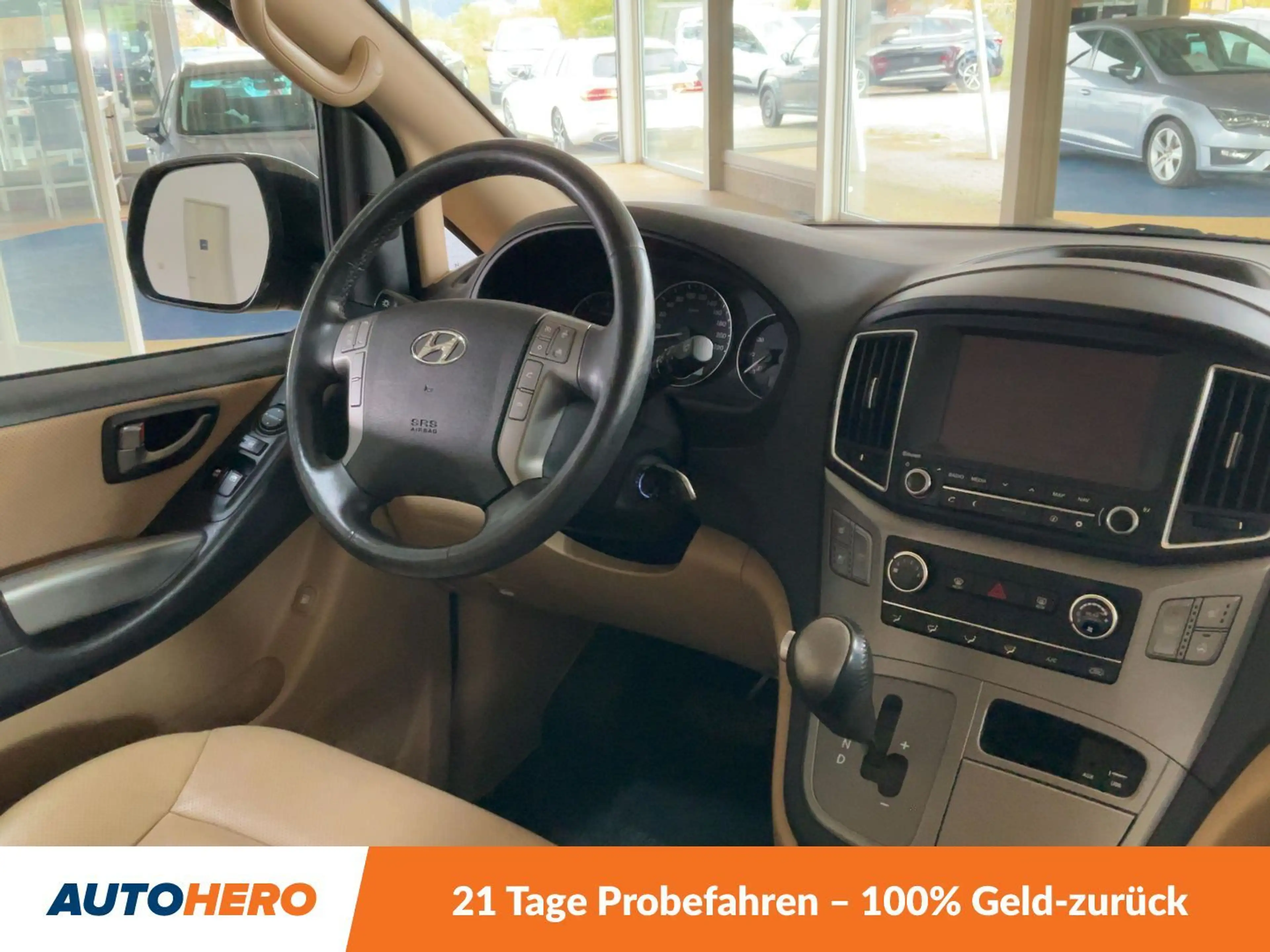 Hyundai H-1 2.5 CRDi Travel Premium Aut*NAVI*TEMPO*CAM*PDC*SHZ — photo 13