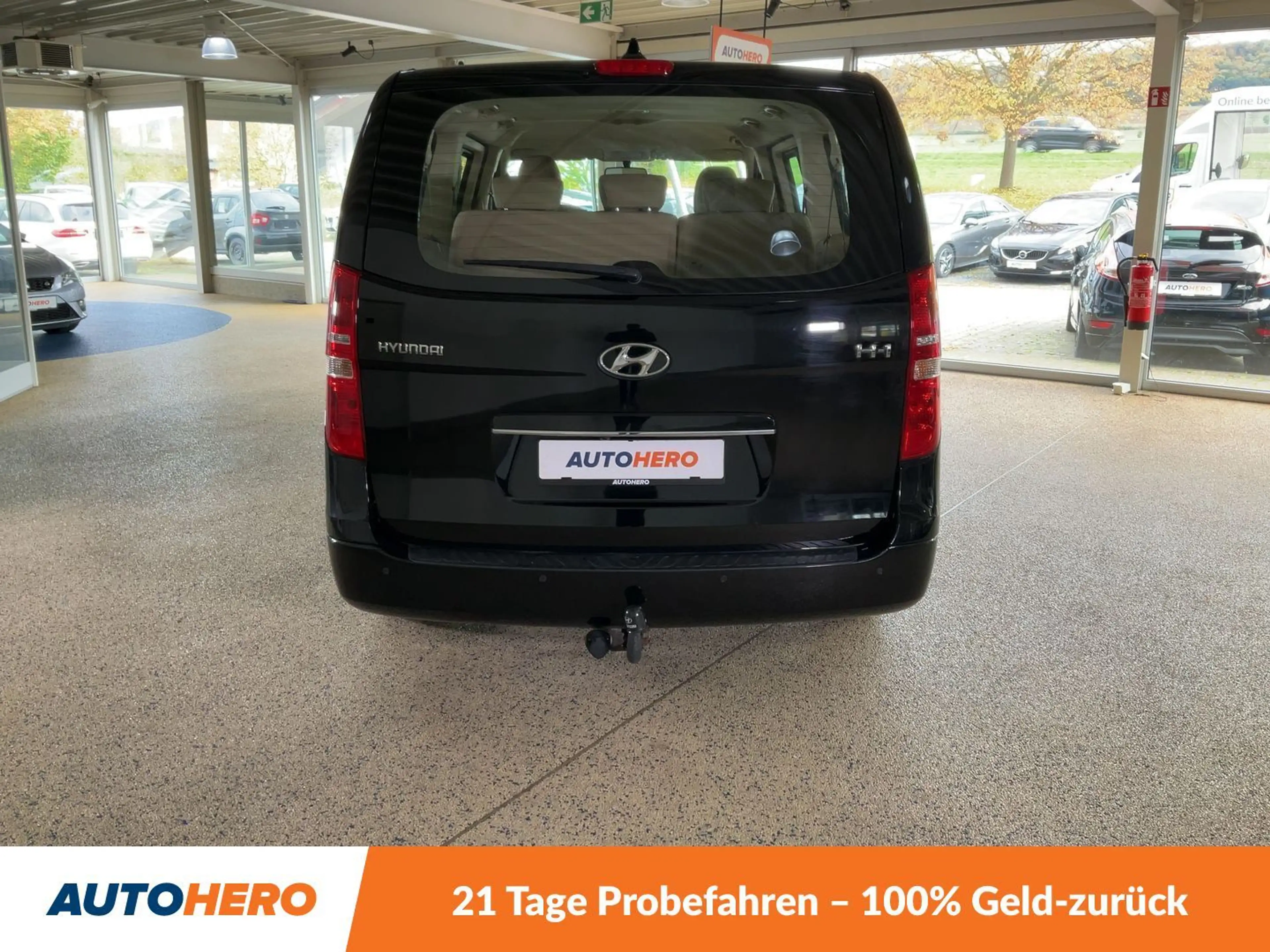 Hyundai H-1 2.5 CRDi Travel Premium Aut*NAVI*TEMPO*CAM*PDC*SHZ — photo 5