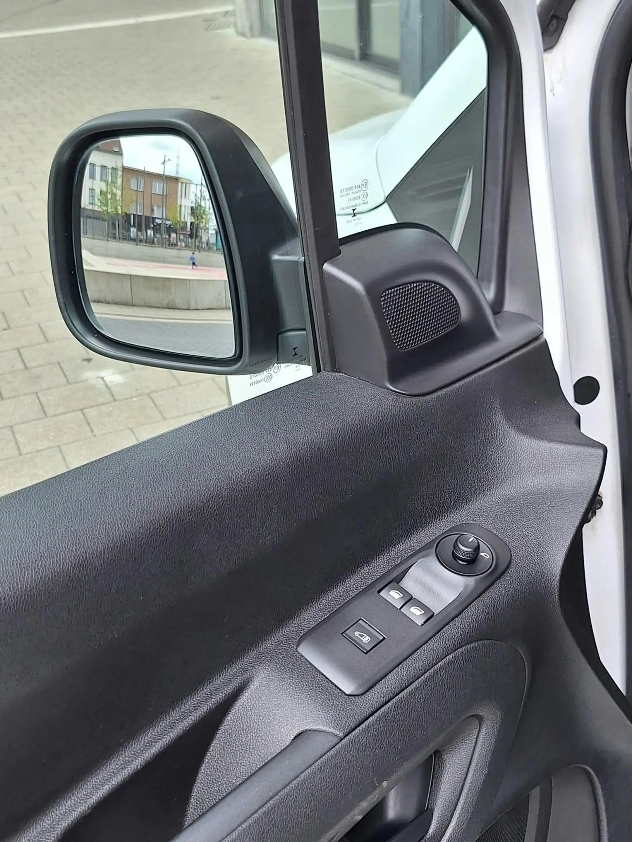 Peugeot Partner Standard Heavy Premium 1.5 BlueHDI S/S Man. 5 — photo 19