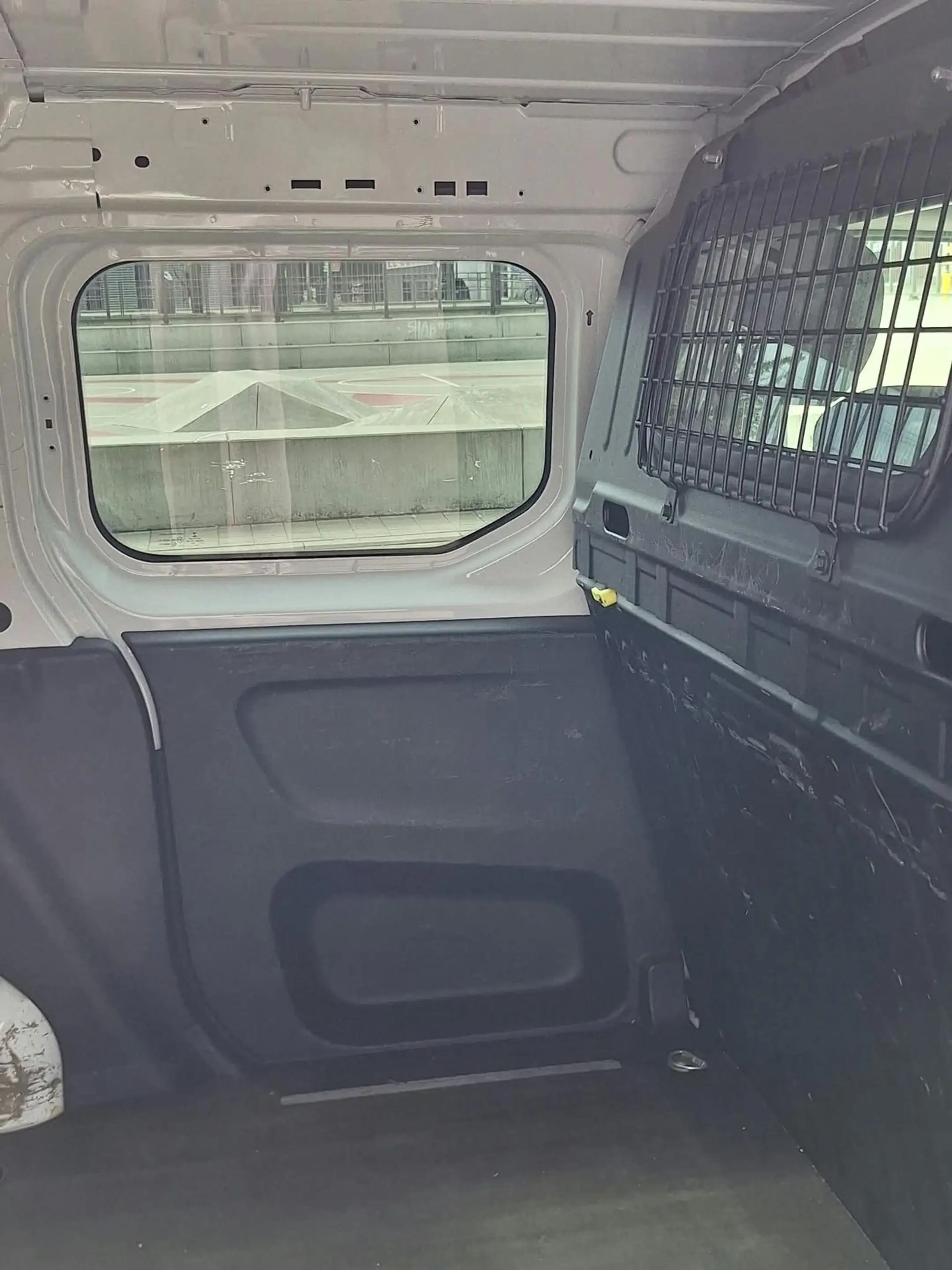 Peugeot Partner Standard Heavy Premium 1.5 BlueHDI S/S Man. 5 — photo 16