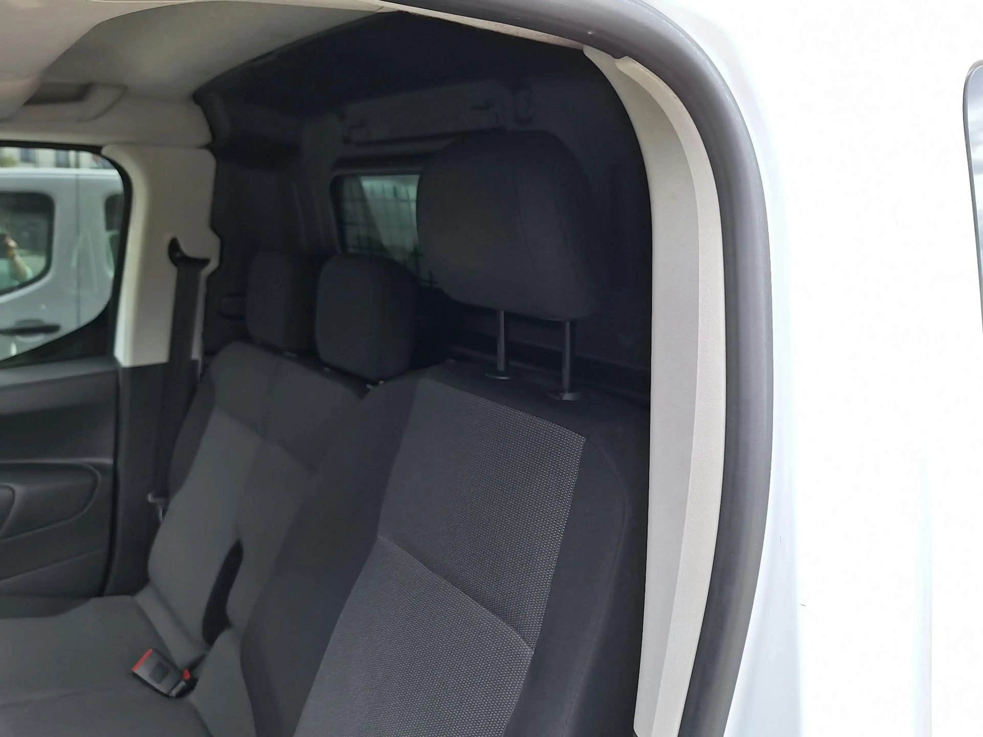 Peugeot Partner Standard Heavy Premium 1.5 BlueHDI S/S Man. 5 — photo 20