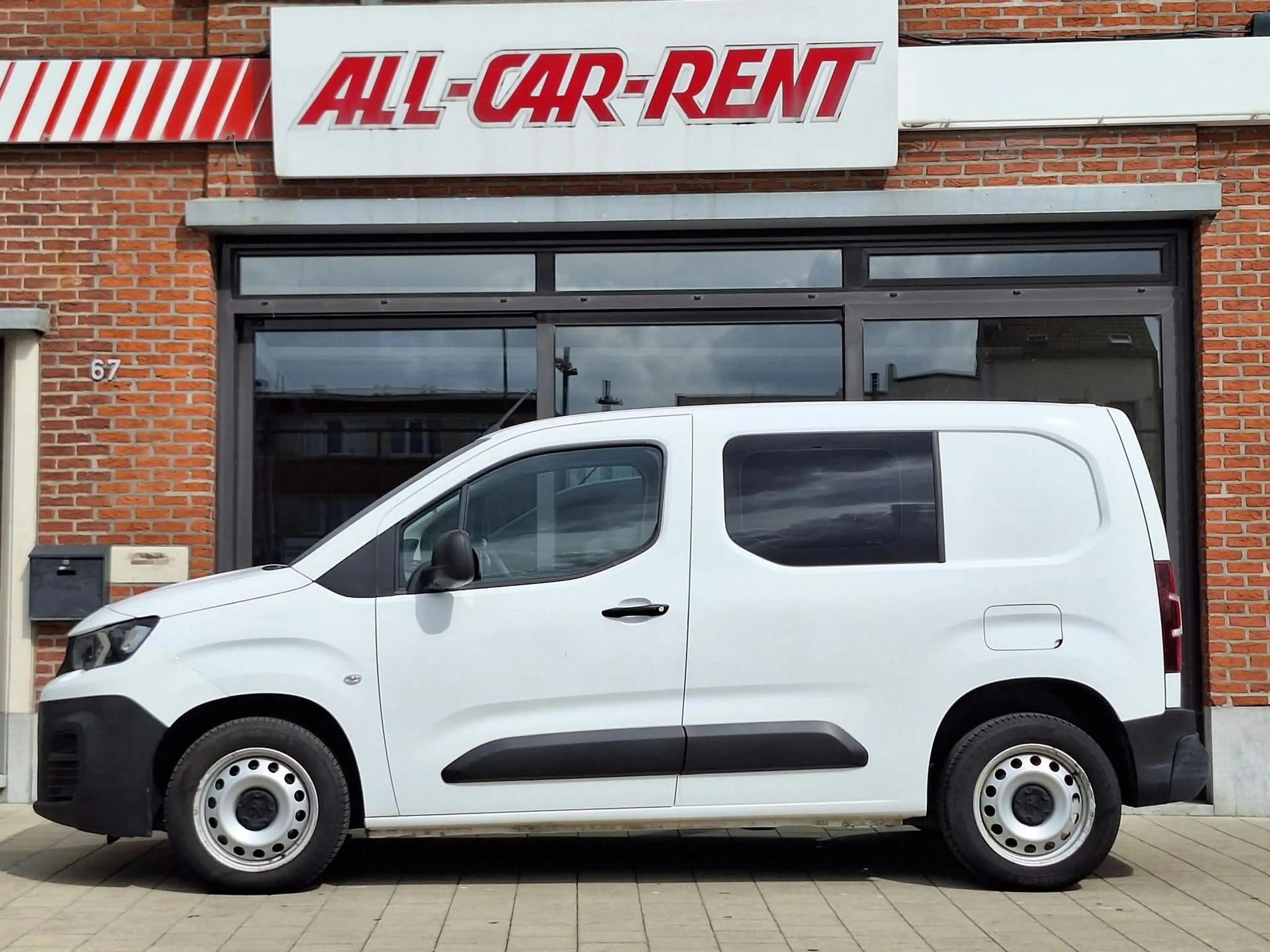 Peugeot Partner Standard Heavy Premium 1.5 BlueHDI S/S Man. 5