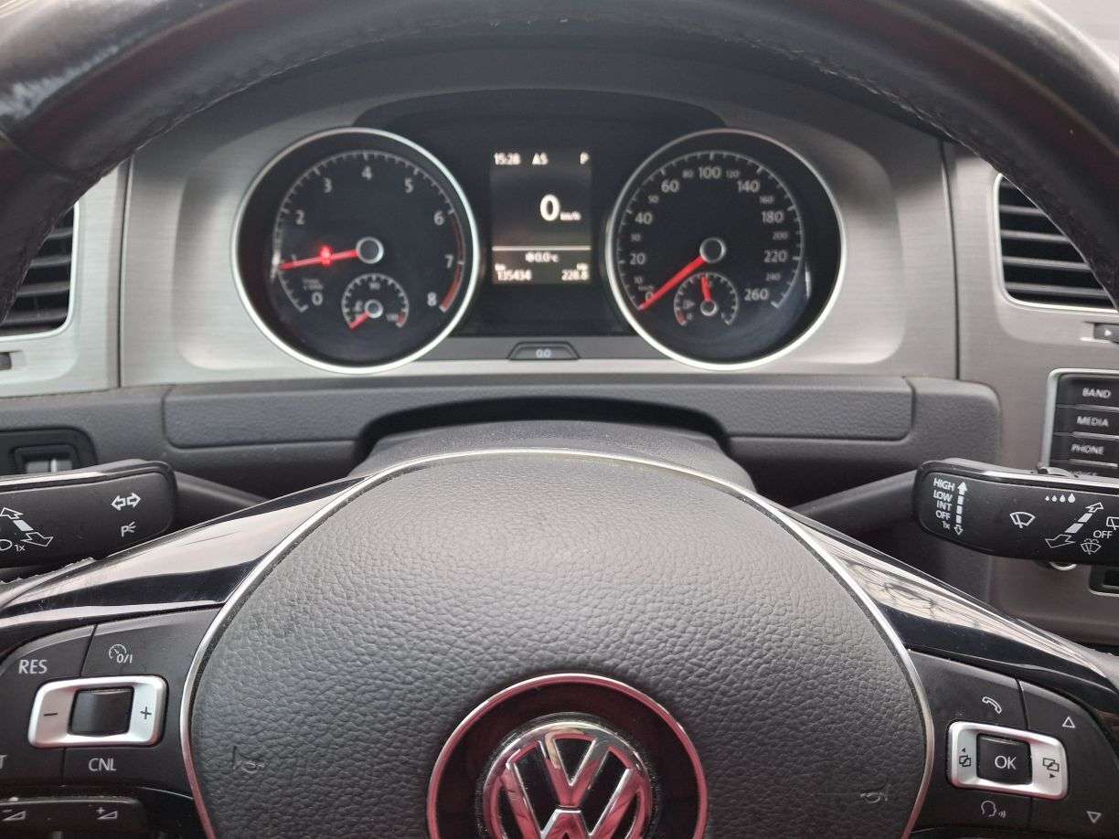 2016 Volkswagen Golf Comfortline thumb 7