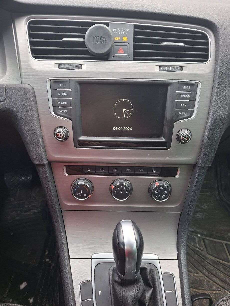 2016 Volkswagen Golf Comfortline thumb 9