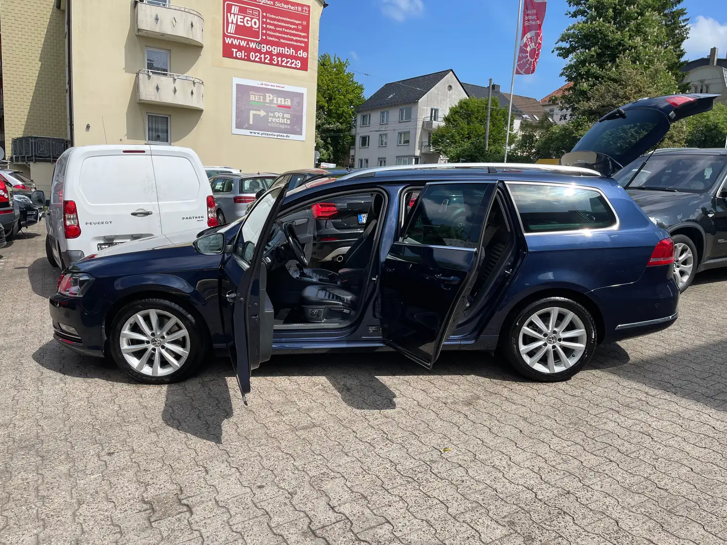 Volkswagen Passat Variant Highline BlueMotion Bleu - 2