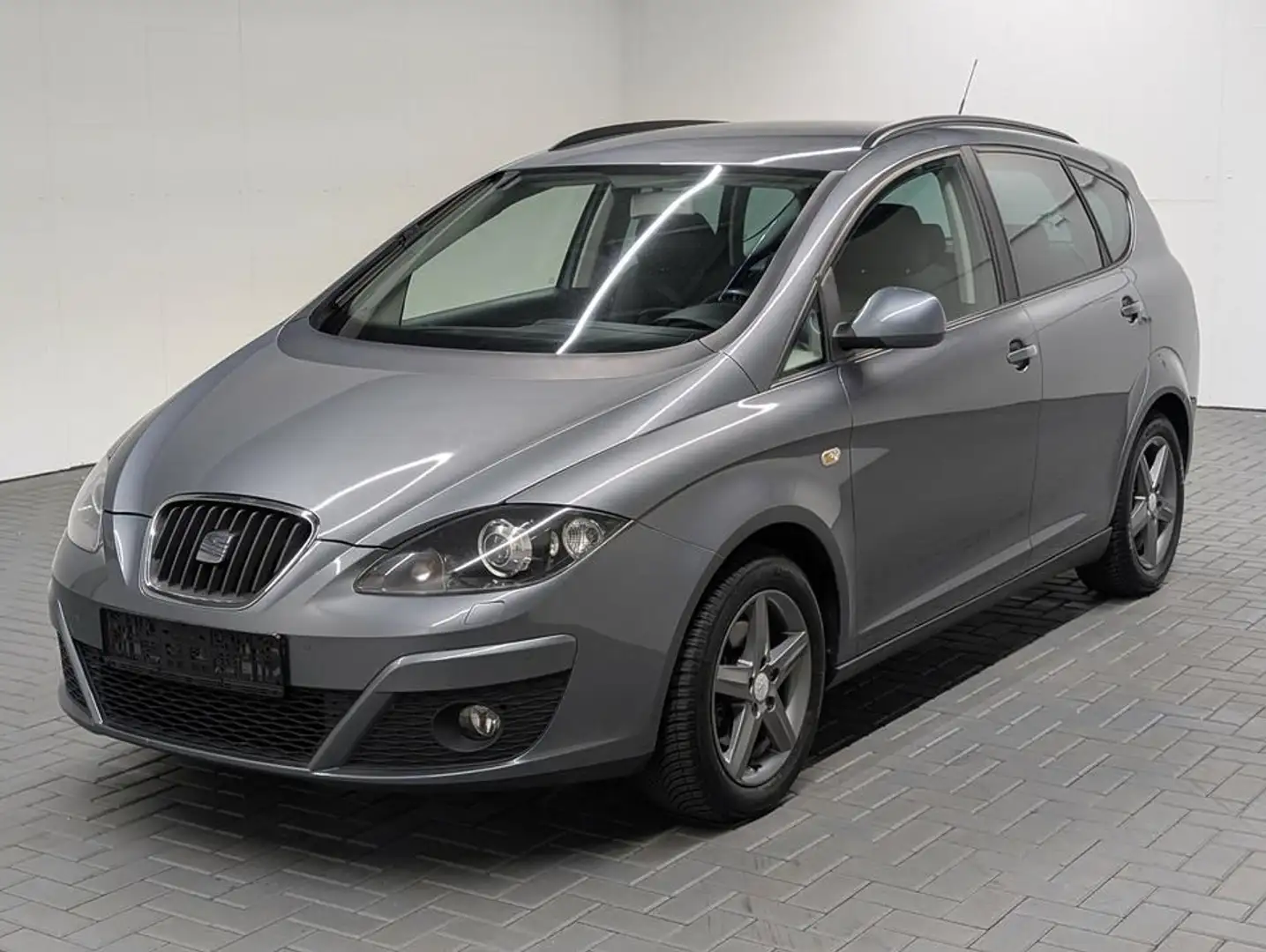 SEAT Altea XL Sun Bi-Xenon/SHZ/PDC/Tempom./16 LM Gris - 1