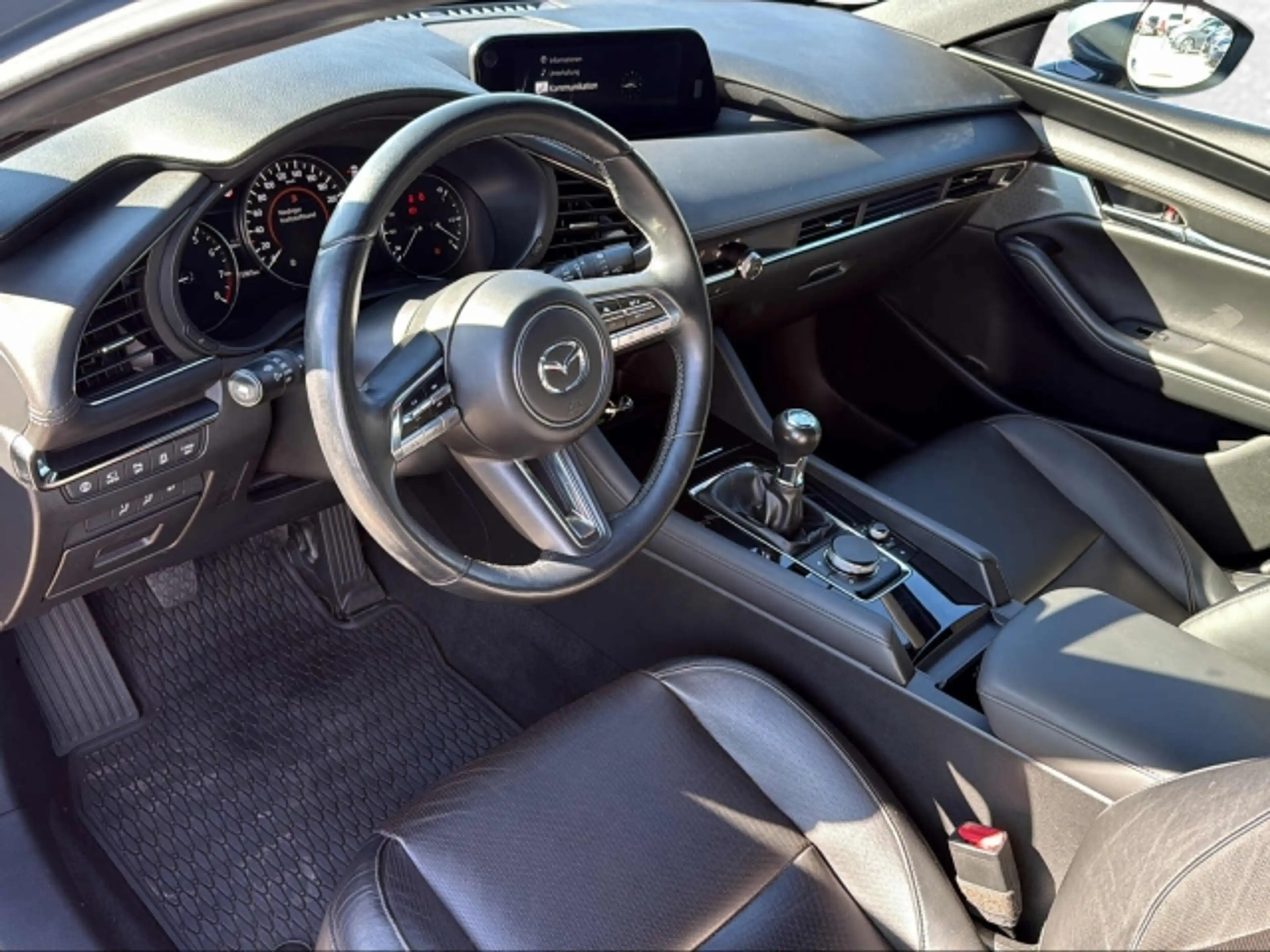 Mazda 3 Skyactive-X180 AWD GT — photo 8