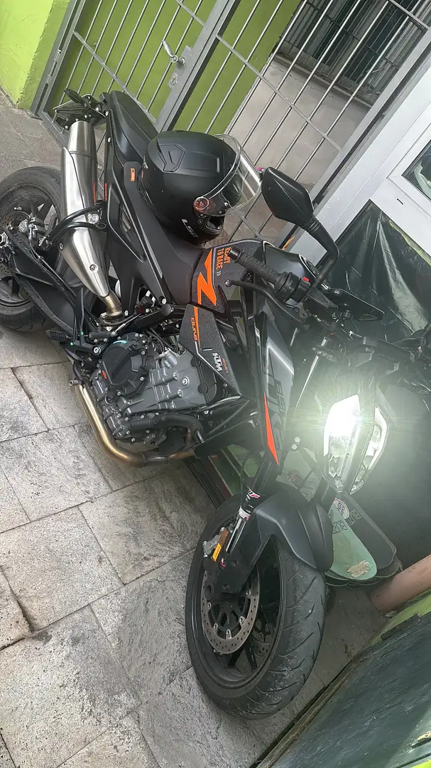 KTM 890 Duke Arancione - 1