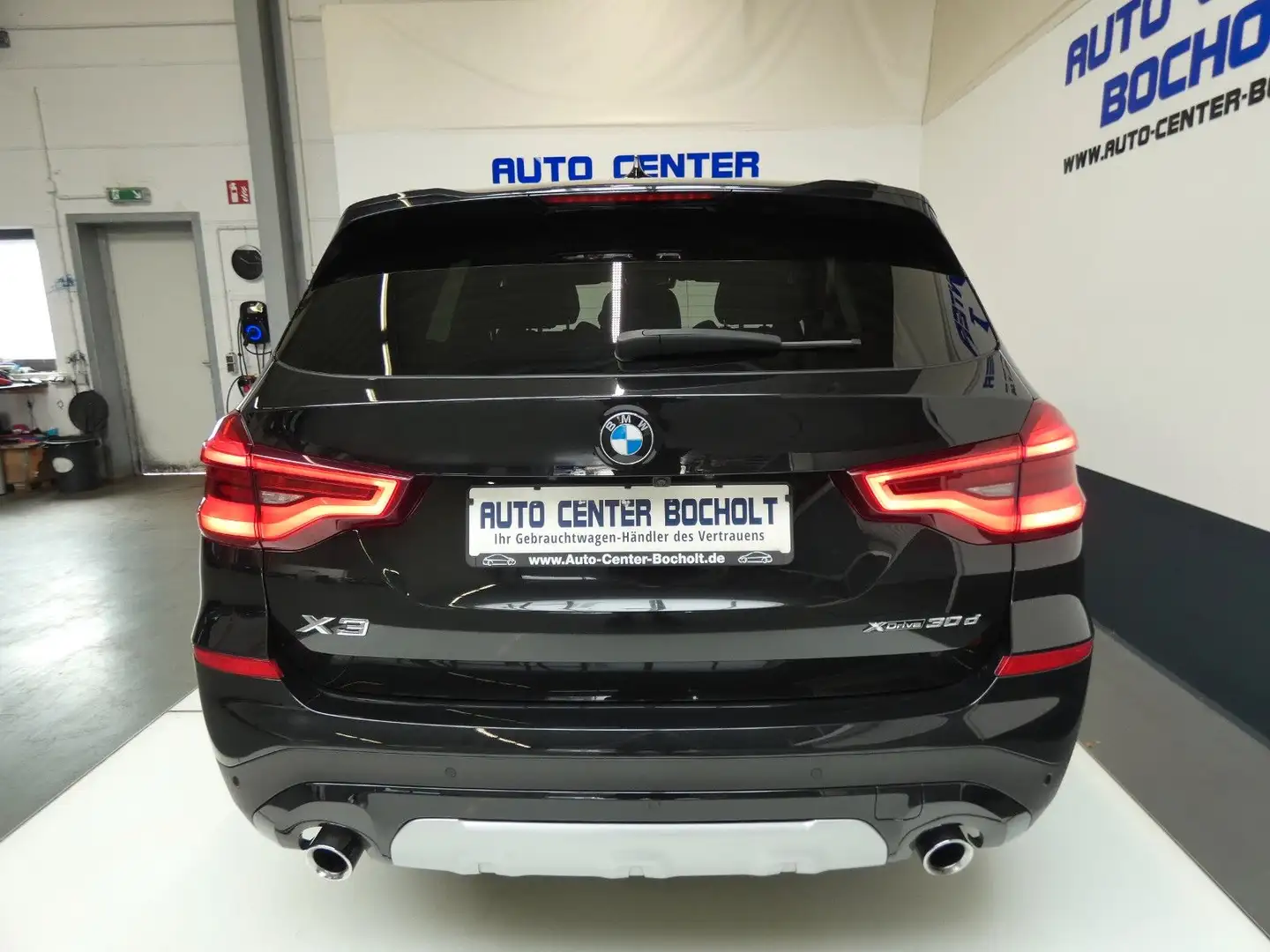 BMW X3 xDrive 30 d xLine*Live Cockpit*HiFi*AHK*HUD Schwarz - 2