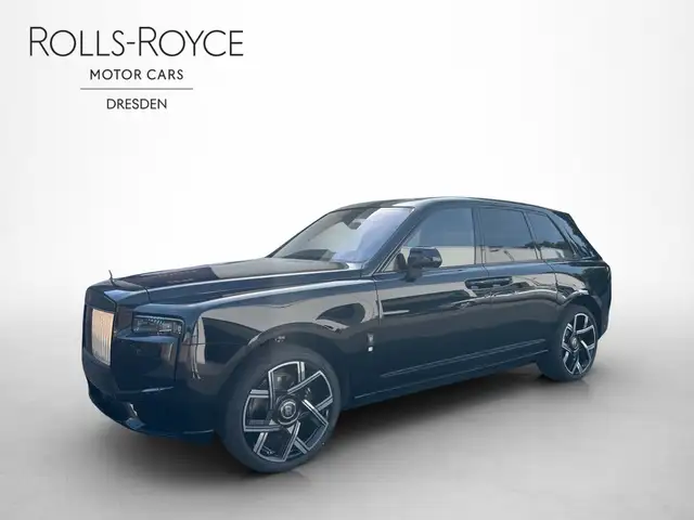Rolls-Royce Cullinan in Black for sale