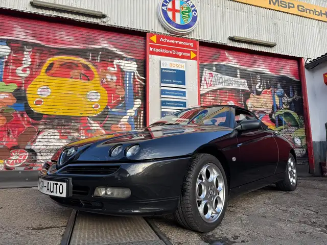 Alfa Romeo Spider 916 - 2,0-16V T.Spark - 17" Alufelgen - el. Dach