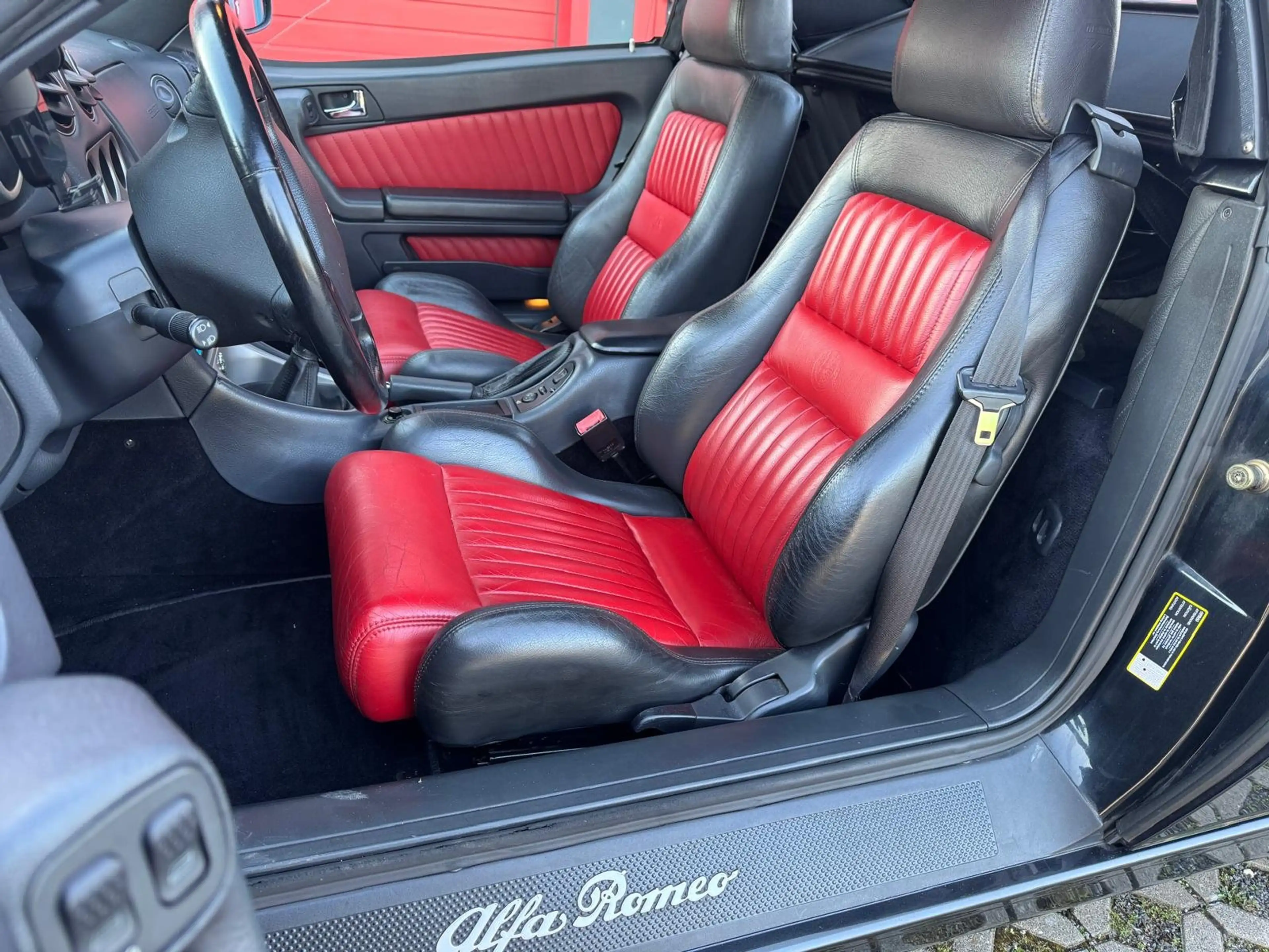 Alfa Romeo Spider 916 - 2,0-16V T.Spark - 17" Alufelgen - el. Dach — photo 11