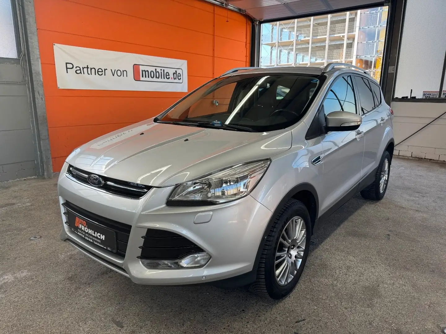 Ford Kuga Titanium 2.0 TDCI 4X4 Automatik Kamera Silber - 1