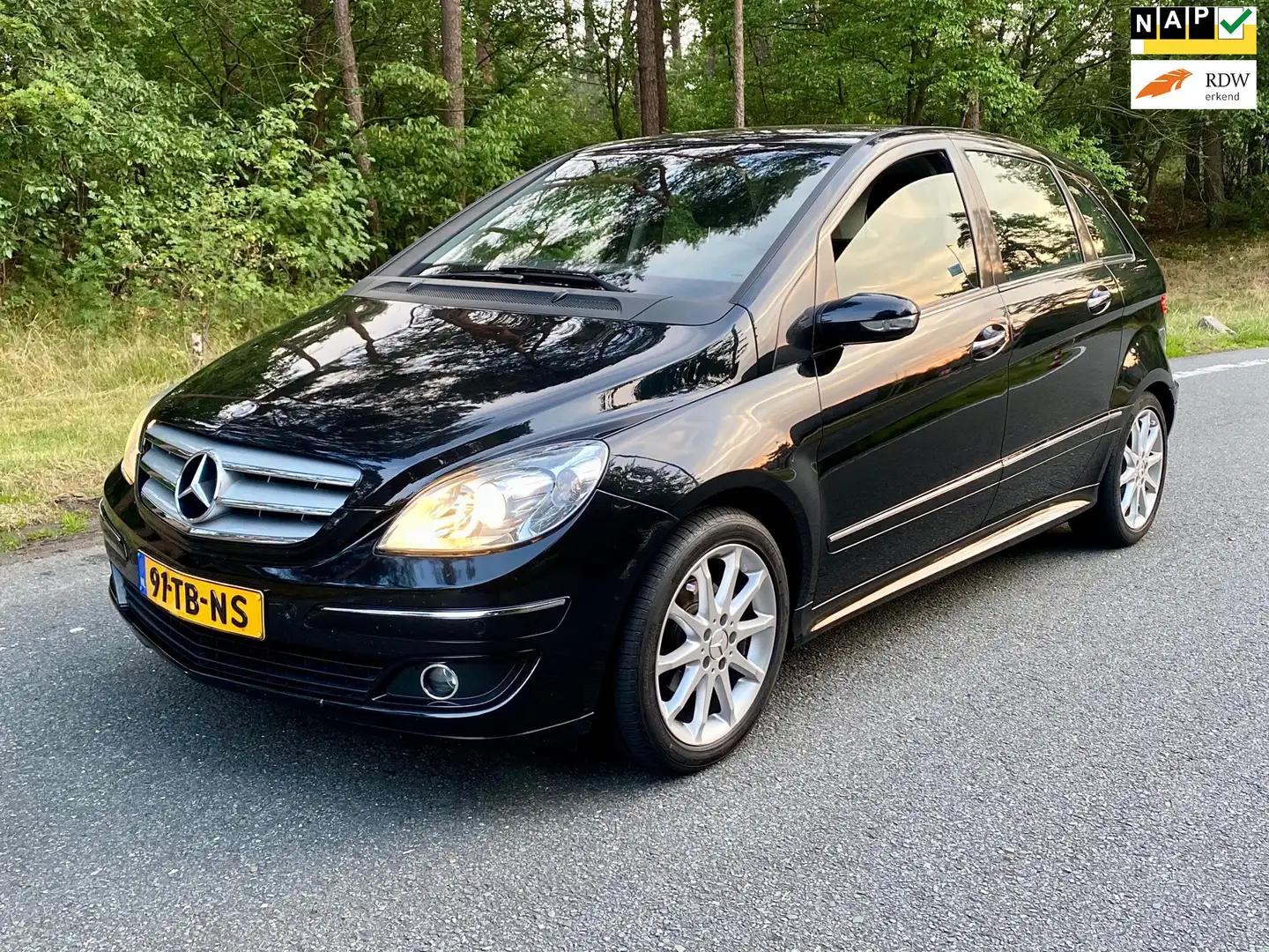 Mercedes-Benz B 170 Airco|Cruise (Automaat) Trekhaak. Black - 1
