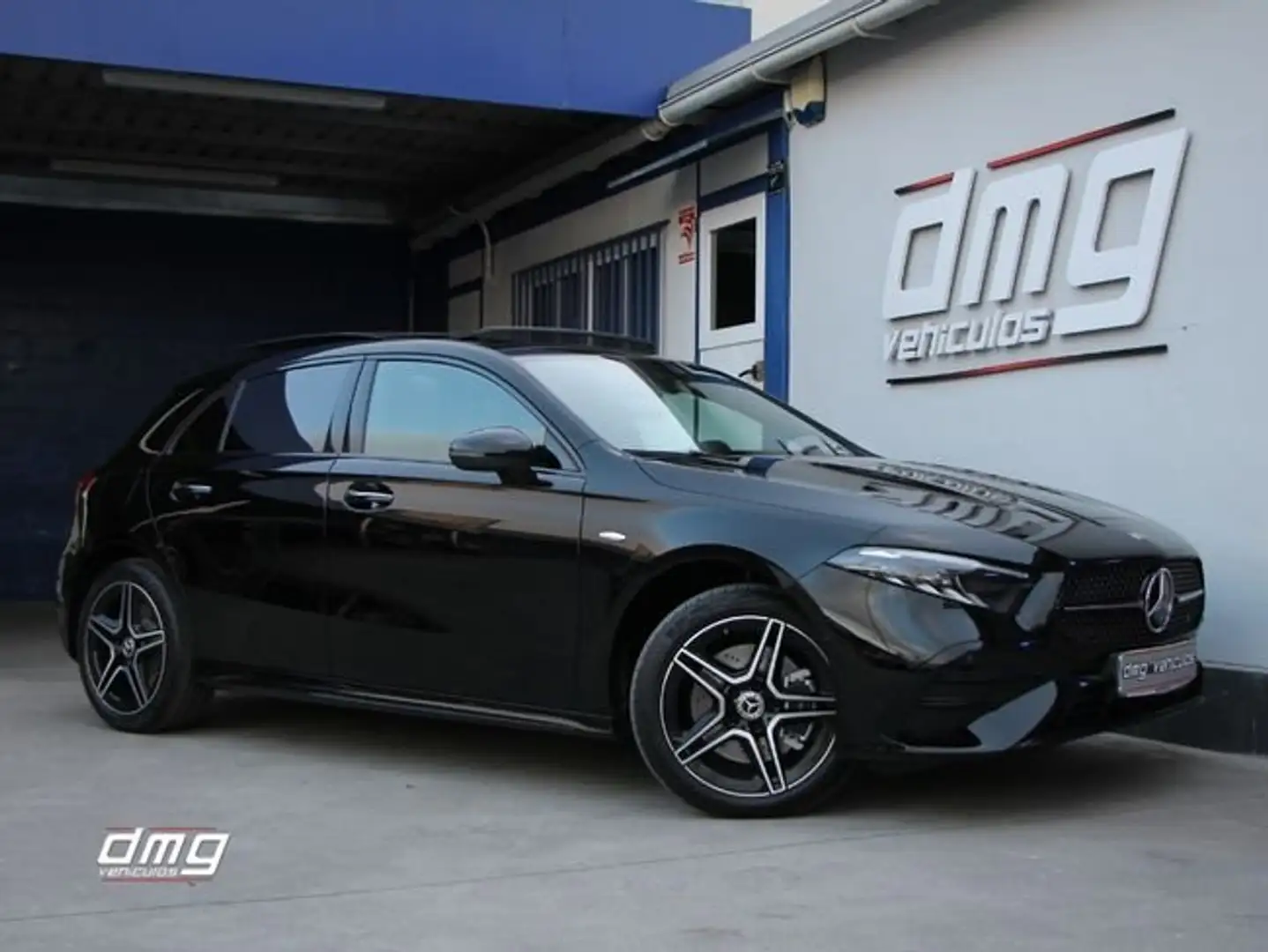 Mercedes-Benz A 250 e con tecnologí híbrida EQ Gris - 1