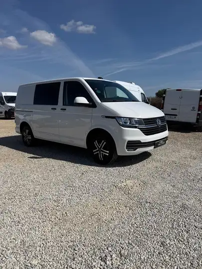 Volkswagen Transporter 6.1 Kombi Batalla Corta 2.0 TDI 2023