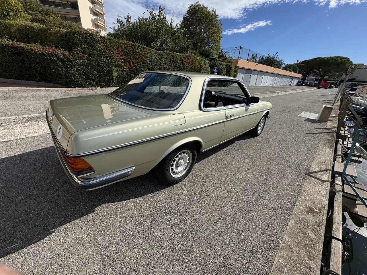 Mercedes-Benz CE 280