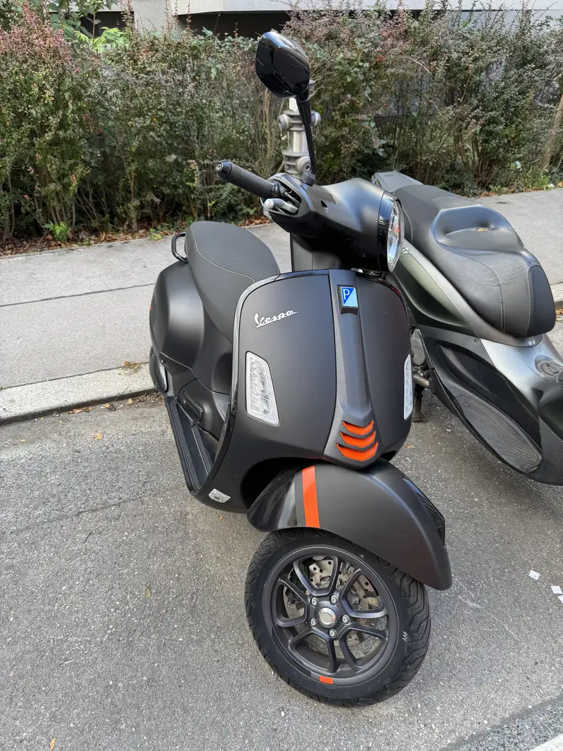 Vespa GTS Super Sport 300 - 1