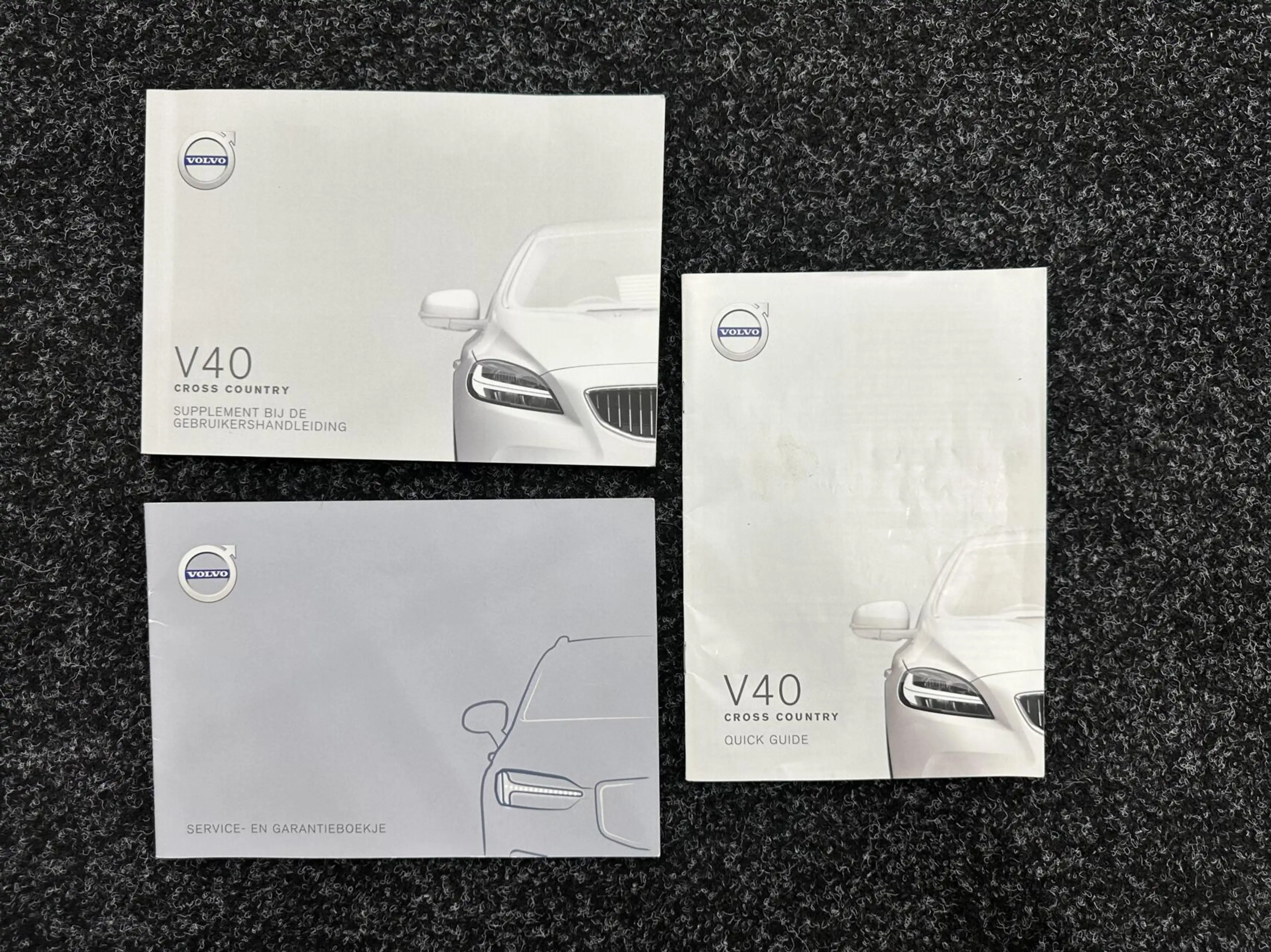 Volvo V40 Cross Country 1.5 T3 Polar+ Luxury LEER PANO NAVI TREKHAAK ECC C — photo 43