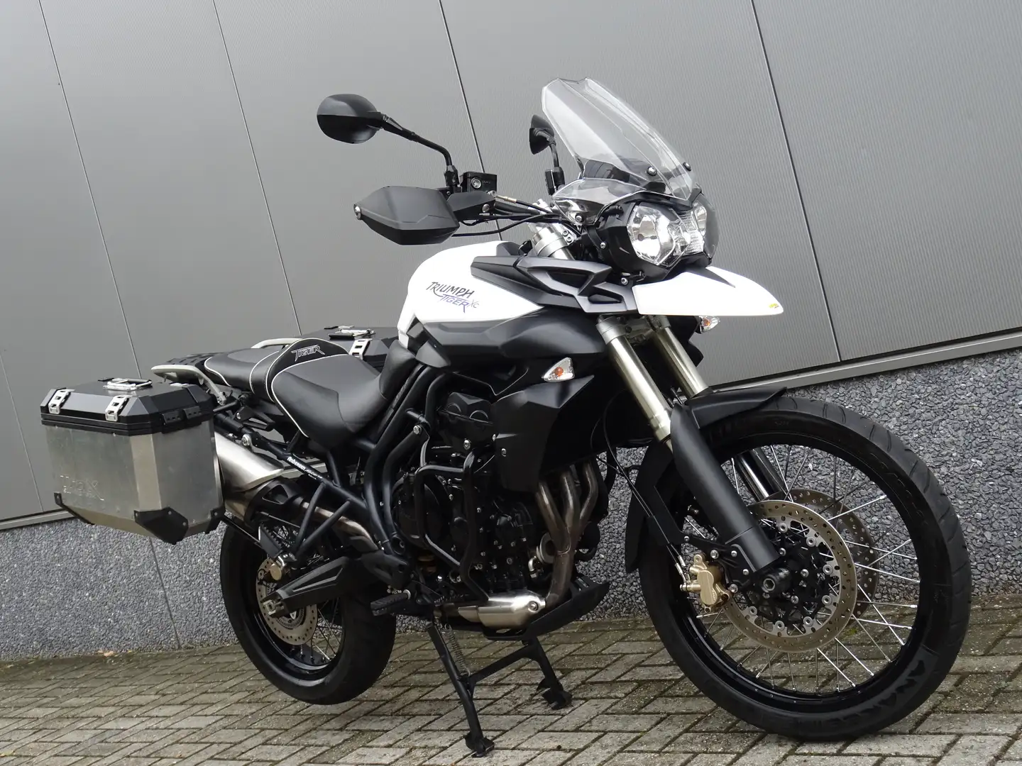 Triumph Tiger 800 XC ABS Wit - 2