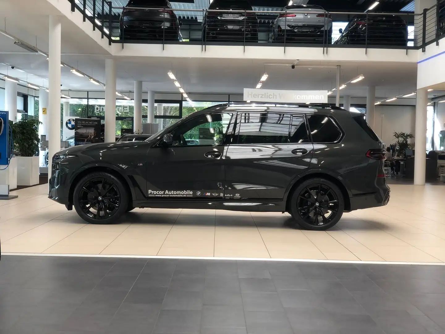 BMW X7 xDrive40d M Sport+HUD+PANO+ACC+AHK+SHZ+HIFI+NAVI+u Grau - 2