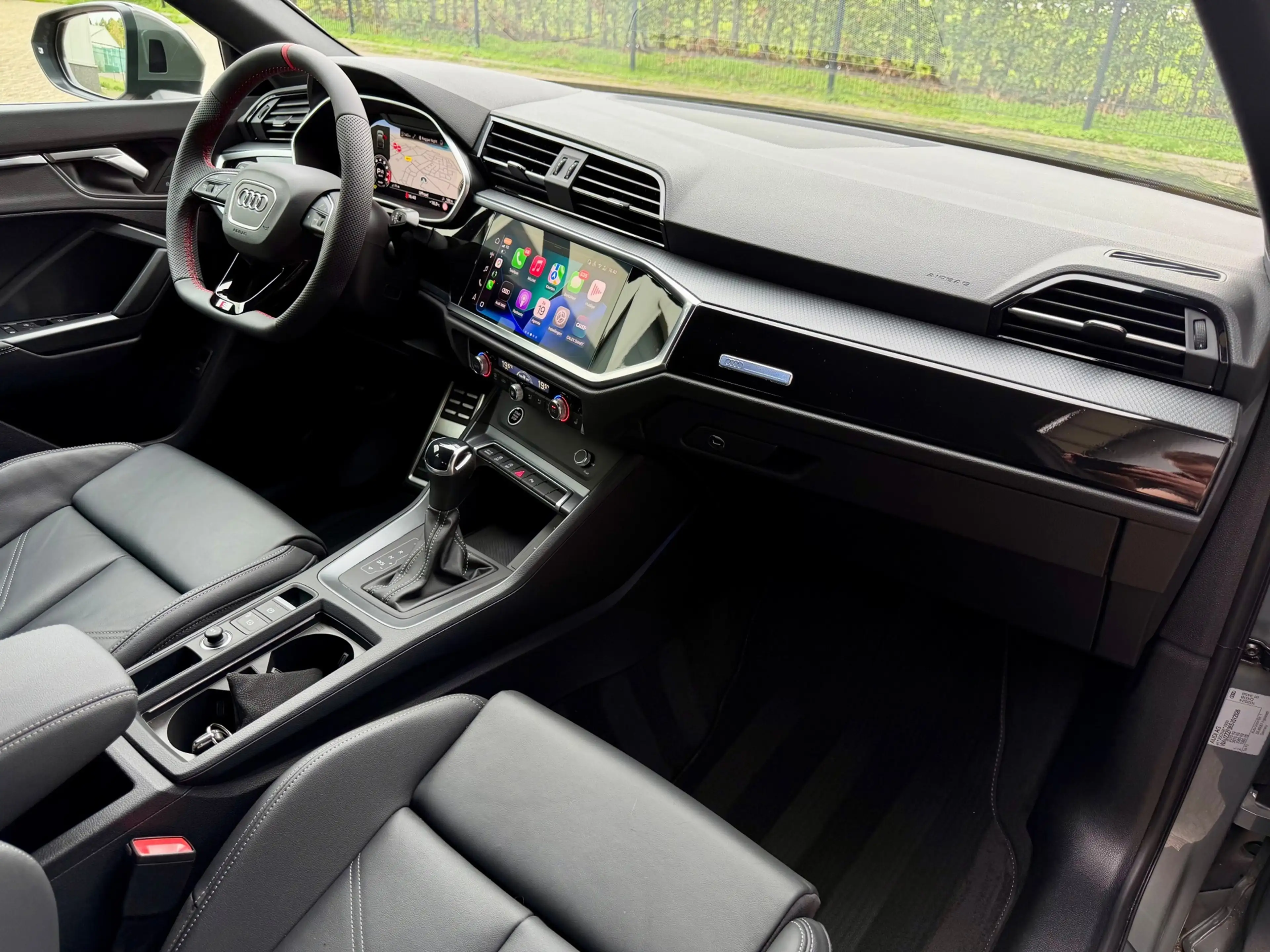 Audi Q3 SPORTBACK 35 TFSI S-Line 150 pk Blackstyle/pano/Ca — photo 9
