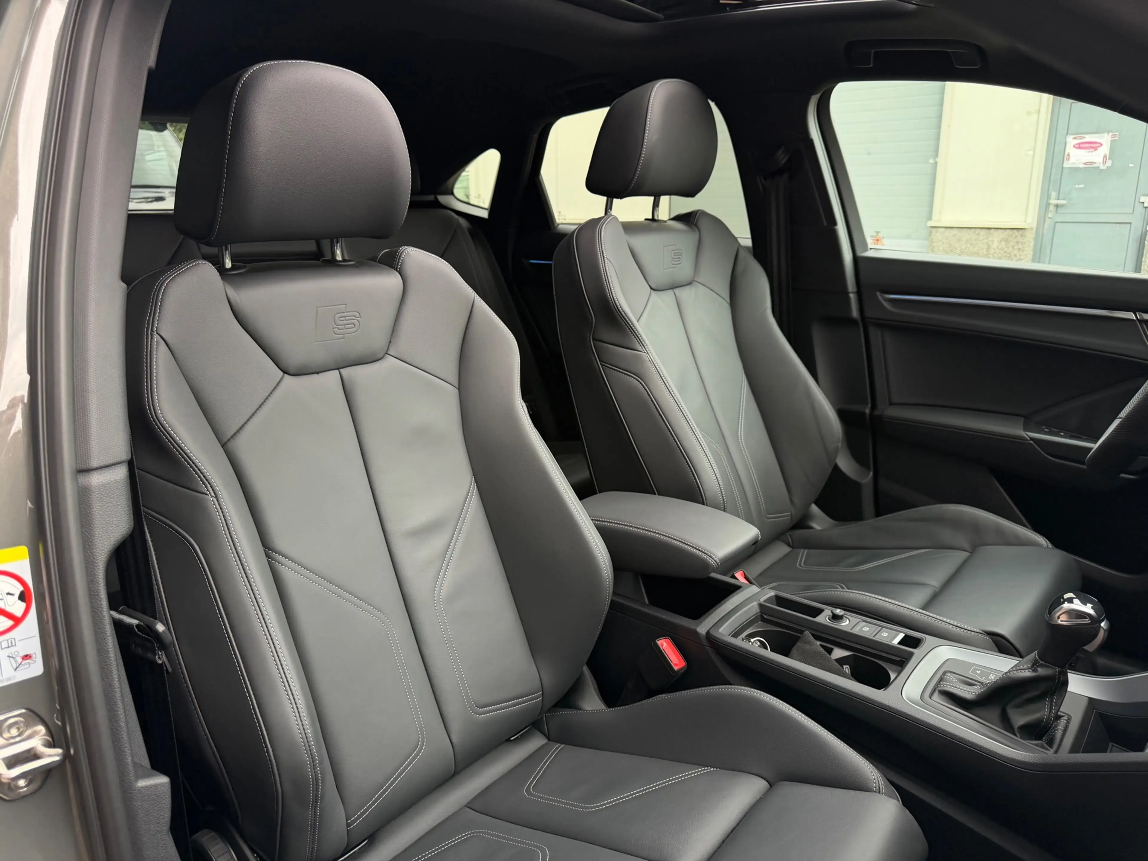 Audi Q3 SPORTBACK 35 TFSI S-Line 150 pk Blackstyle/pano/Ca — photo 12