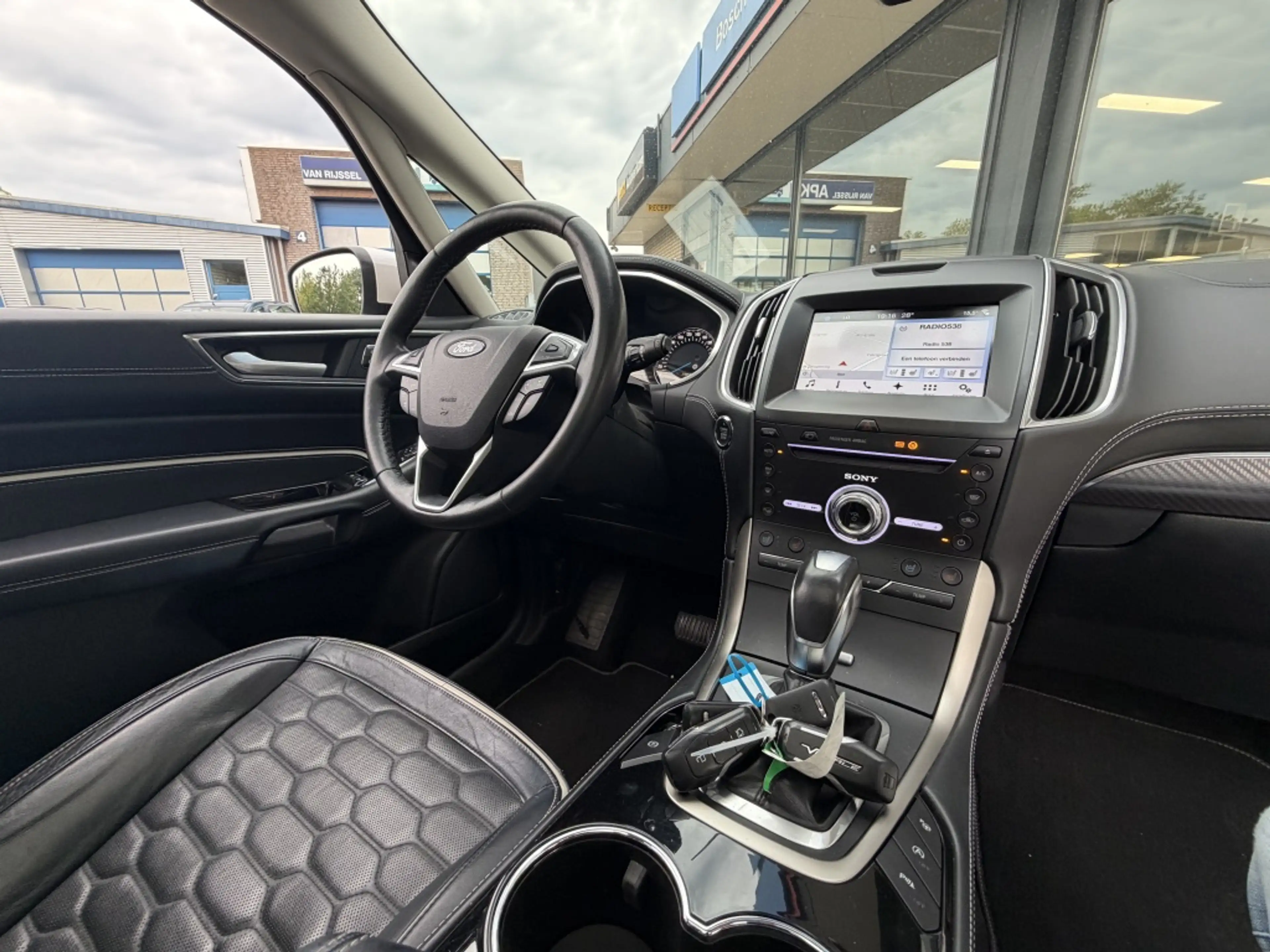 Ford S-Max 2.0 Vignale Full options. “NAP” orgineel NL 1e eig — photo 24