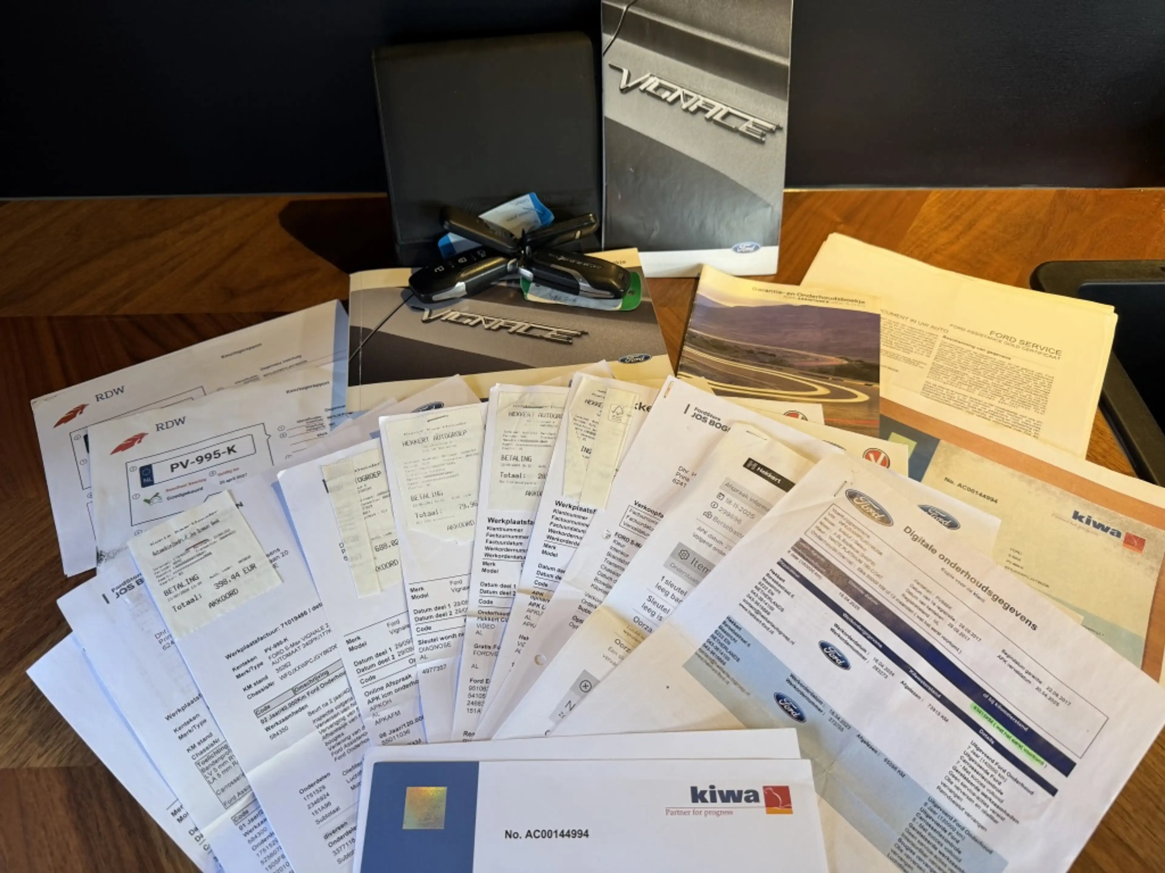 Ford S-Max 2.0 Vignale Full options. “NAP” orgineel NL 1e eig — photo 50
