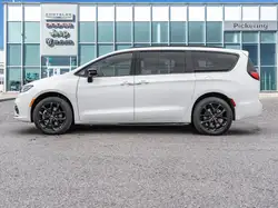 Chrysler Pacifica 2026