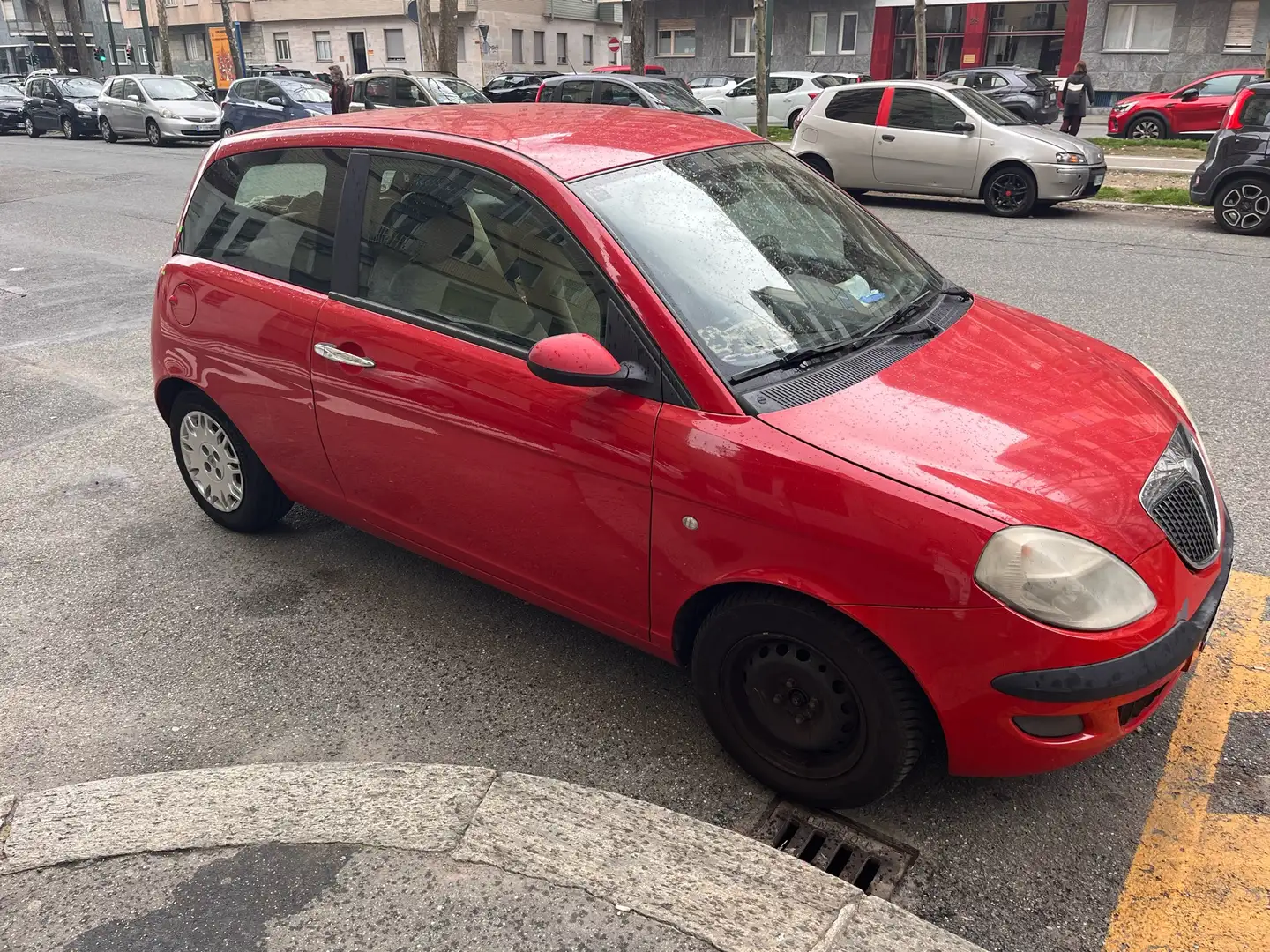 Lancia Ypsilon 1.2 8v Oro - 1