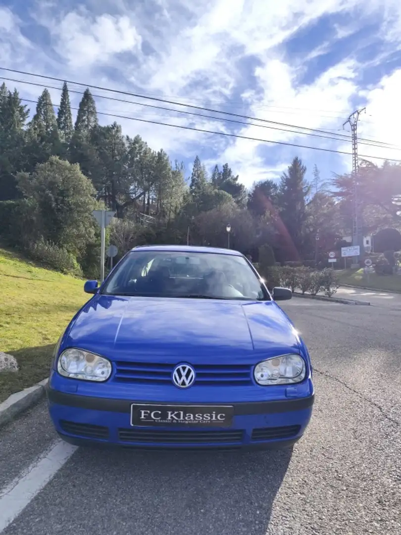 Volkswagen Golf Pequeño Manual de 5 Puertas Azul - 2