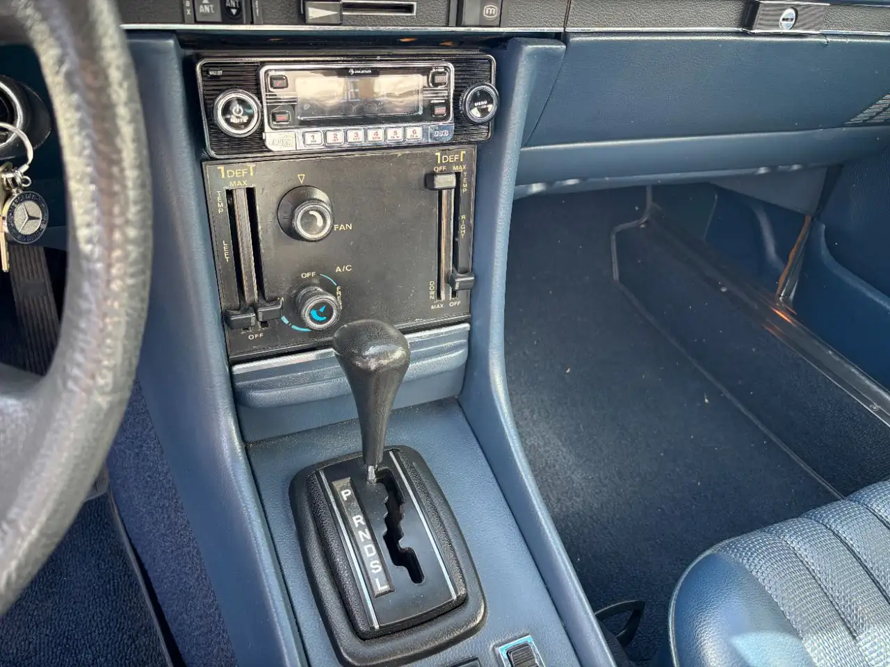 Mercedes-Benz 450 SL, foto 10