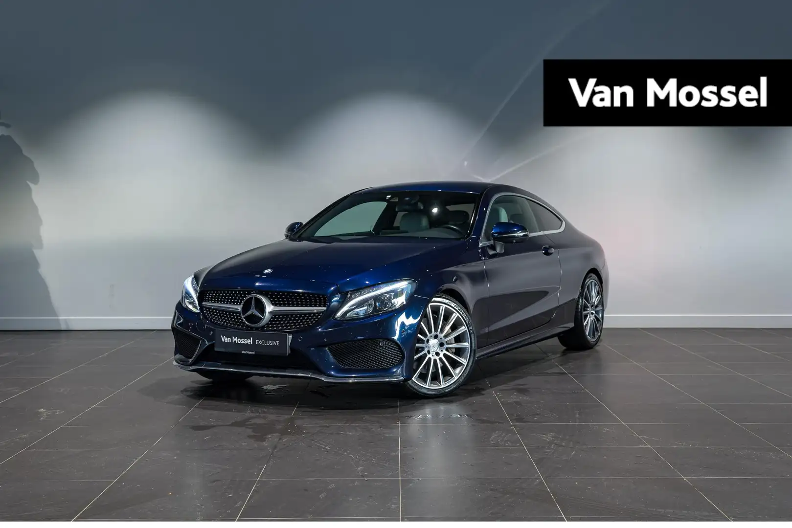 Mercedes-Benz C 250 Coupé C d AMG Line Bleu - 1