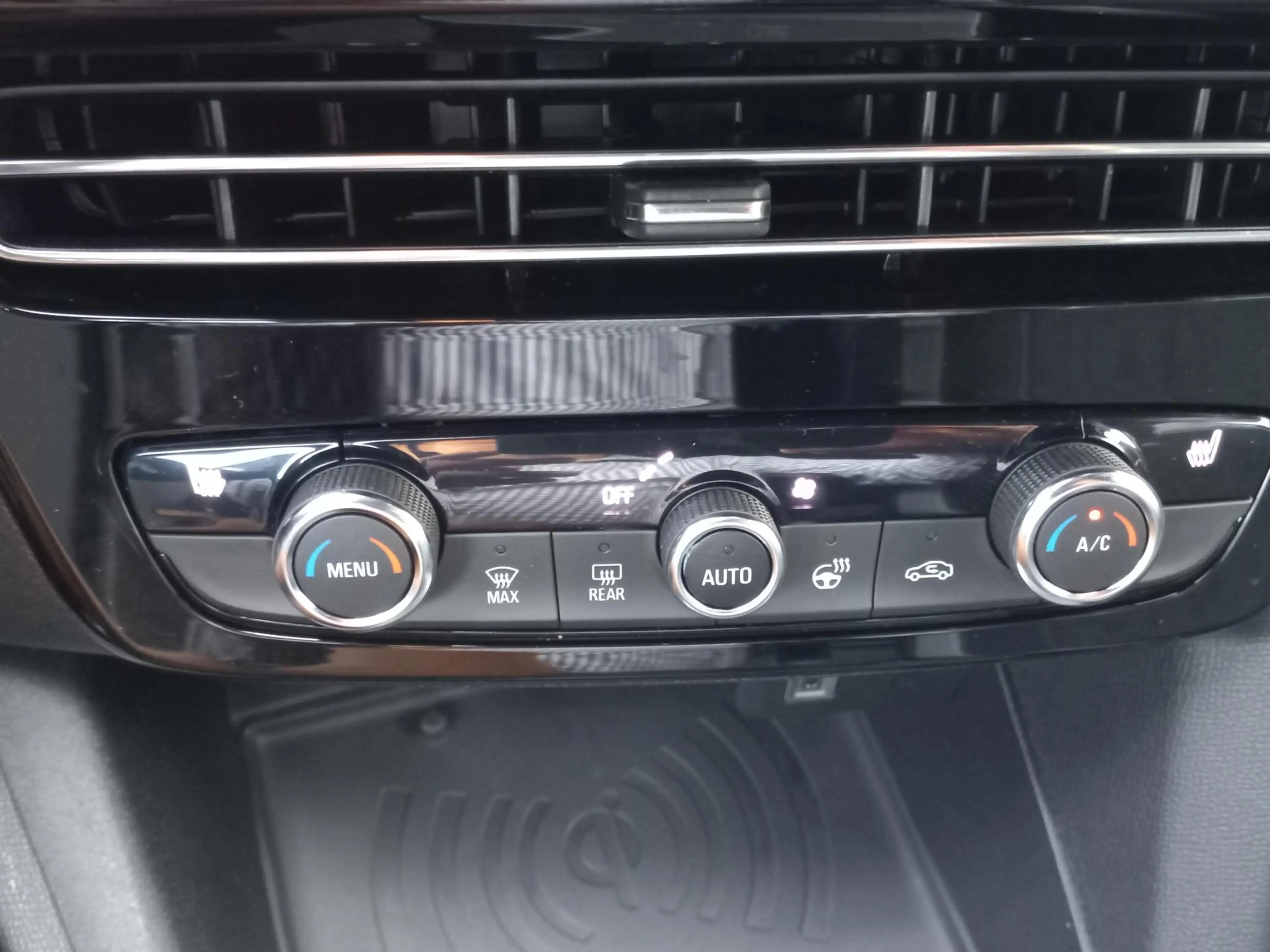 Opel Mokka 1.2T 136pk Business Edition | Climate control | Na — photo 6
