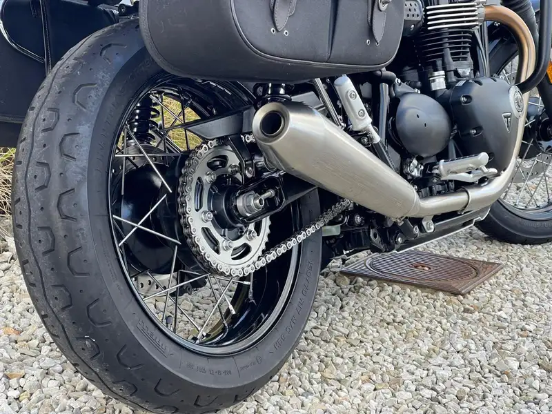 Triumph Street Twin - foto 8