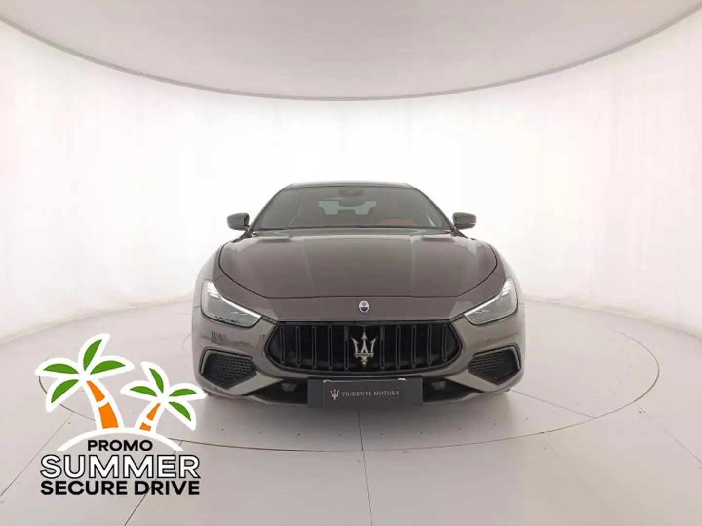 Maserati Ghibli 3.8 V8 Trofeo 580cv rwd auto Grijs - 2