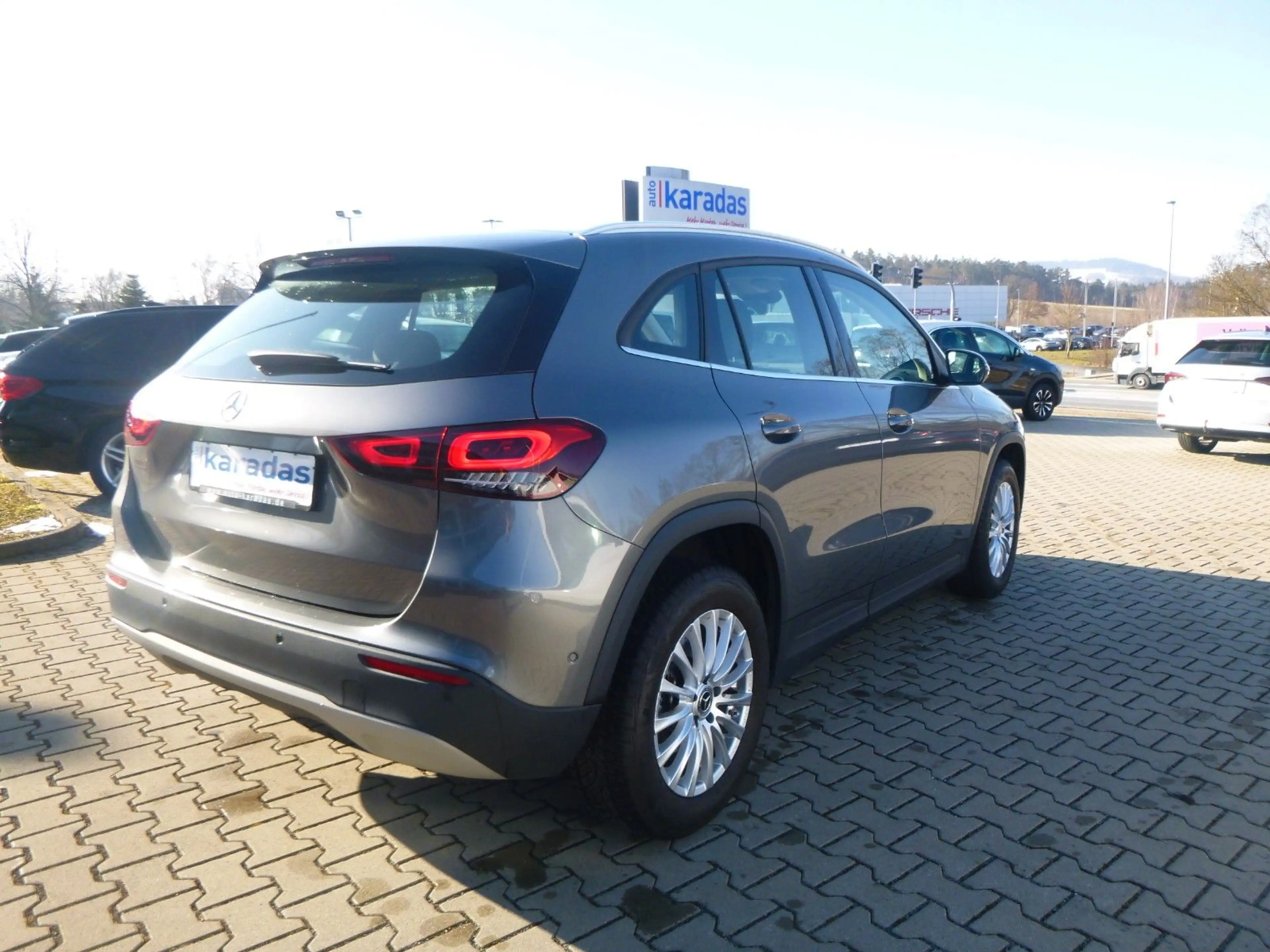Mercedes-Benz GLA 200 AUT/LED/NAV/SHZ/Teilleder — photo 6